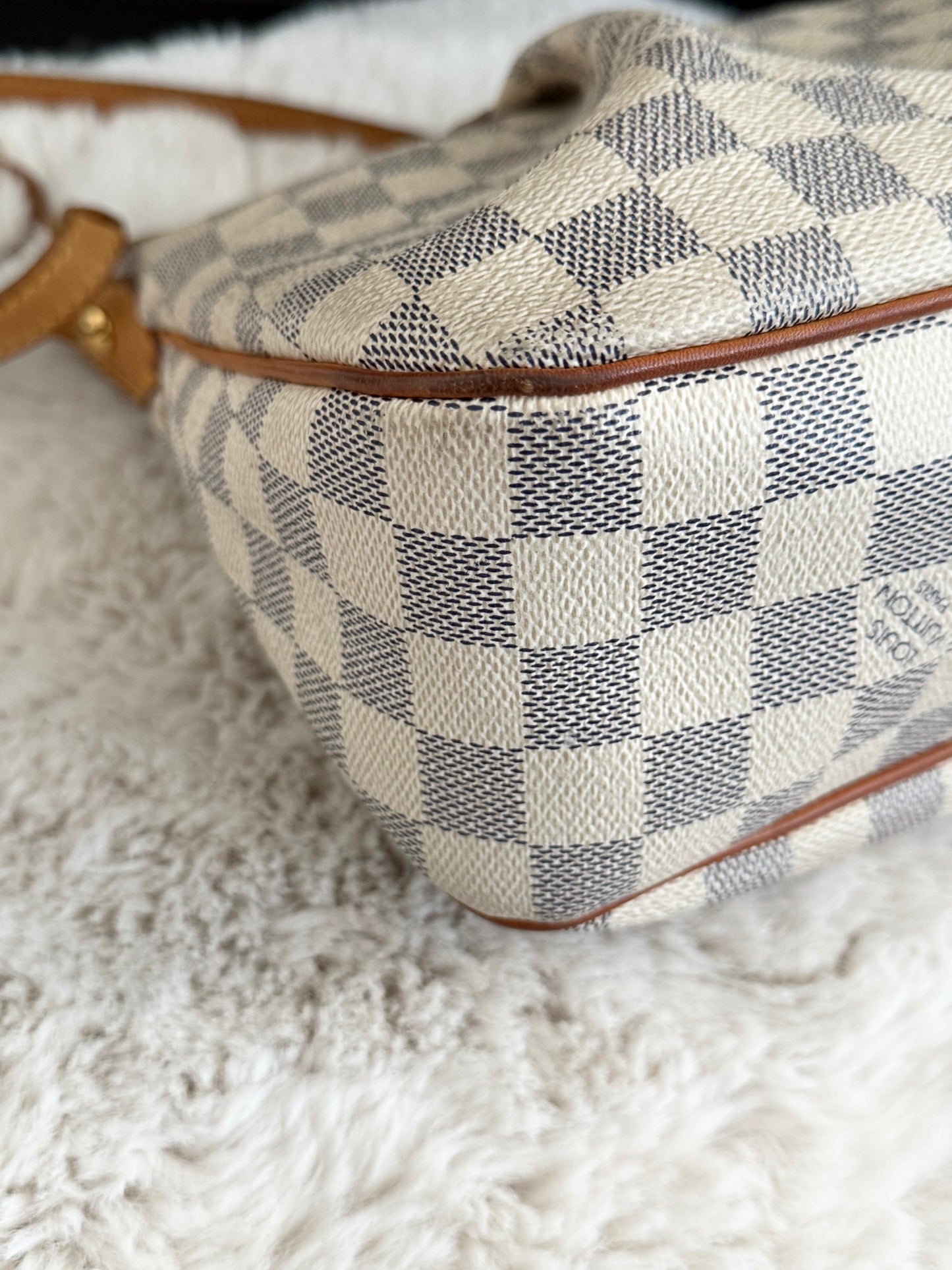 Siracusa PM Crossbody - Year 2012