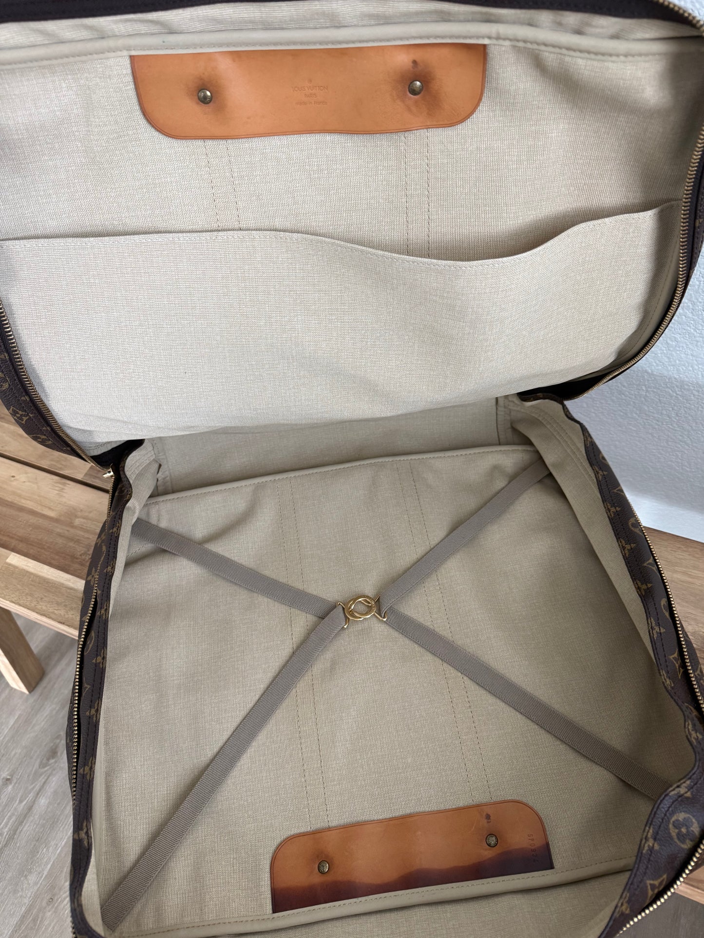 Sirius 50 Soft Suitcase Luggage - ๐
Year: 199