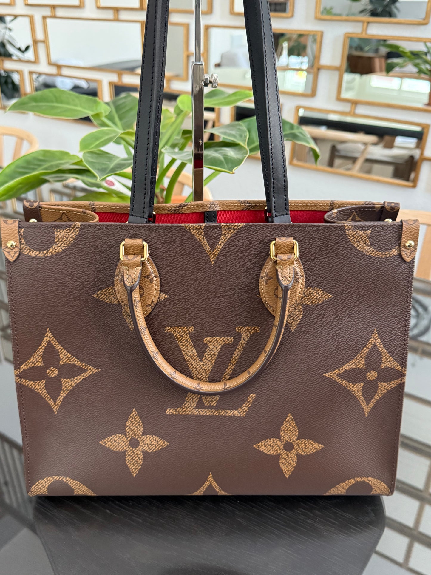 On The Go MM in Monogram with Dustbag -Microchip
