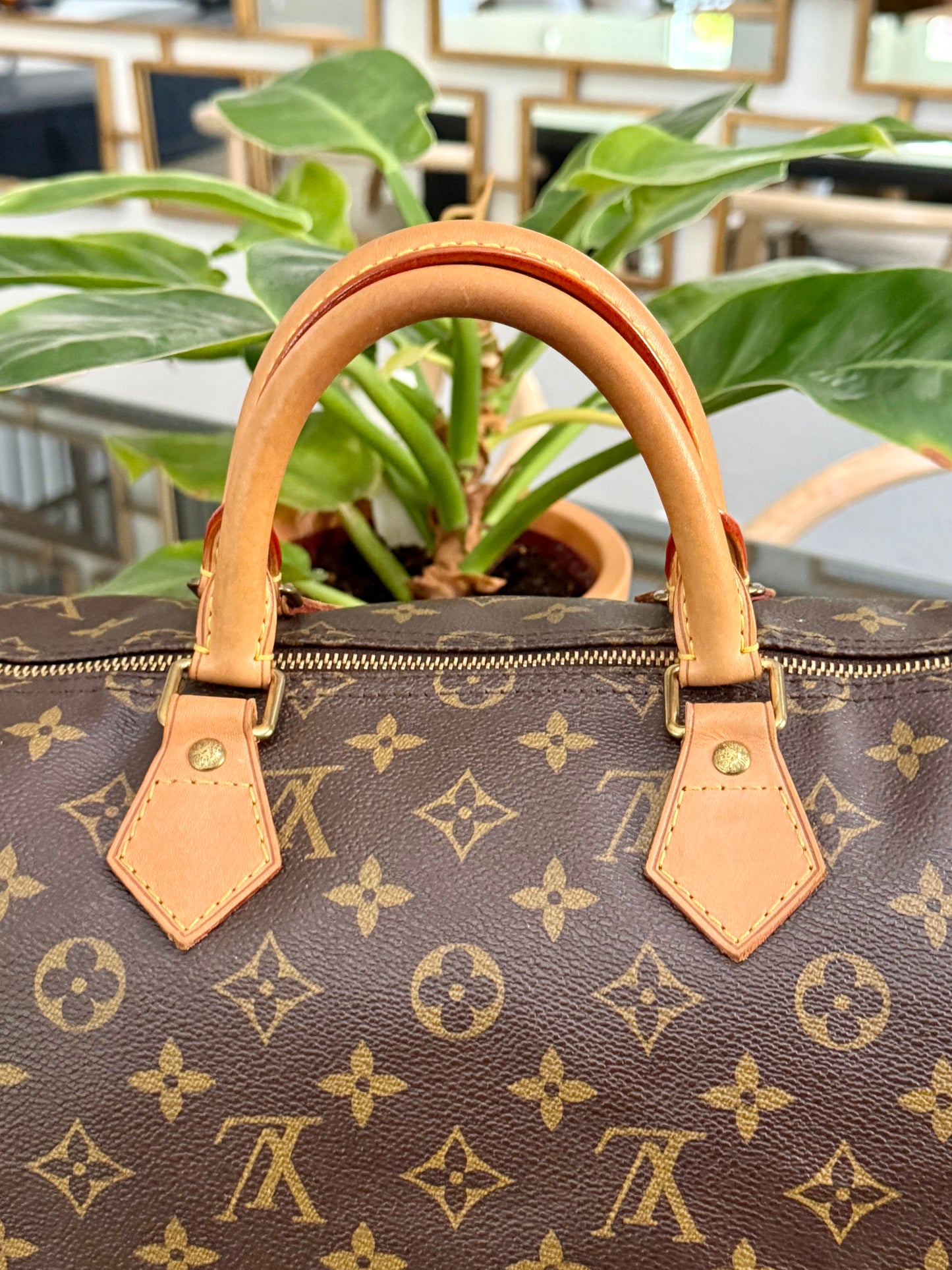 Speedy 35 with Lock π and π Key -ποΈ Year: 2011