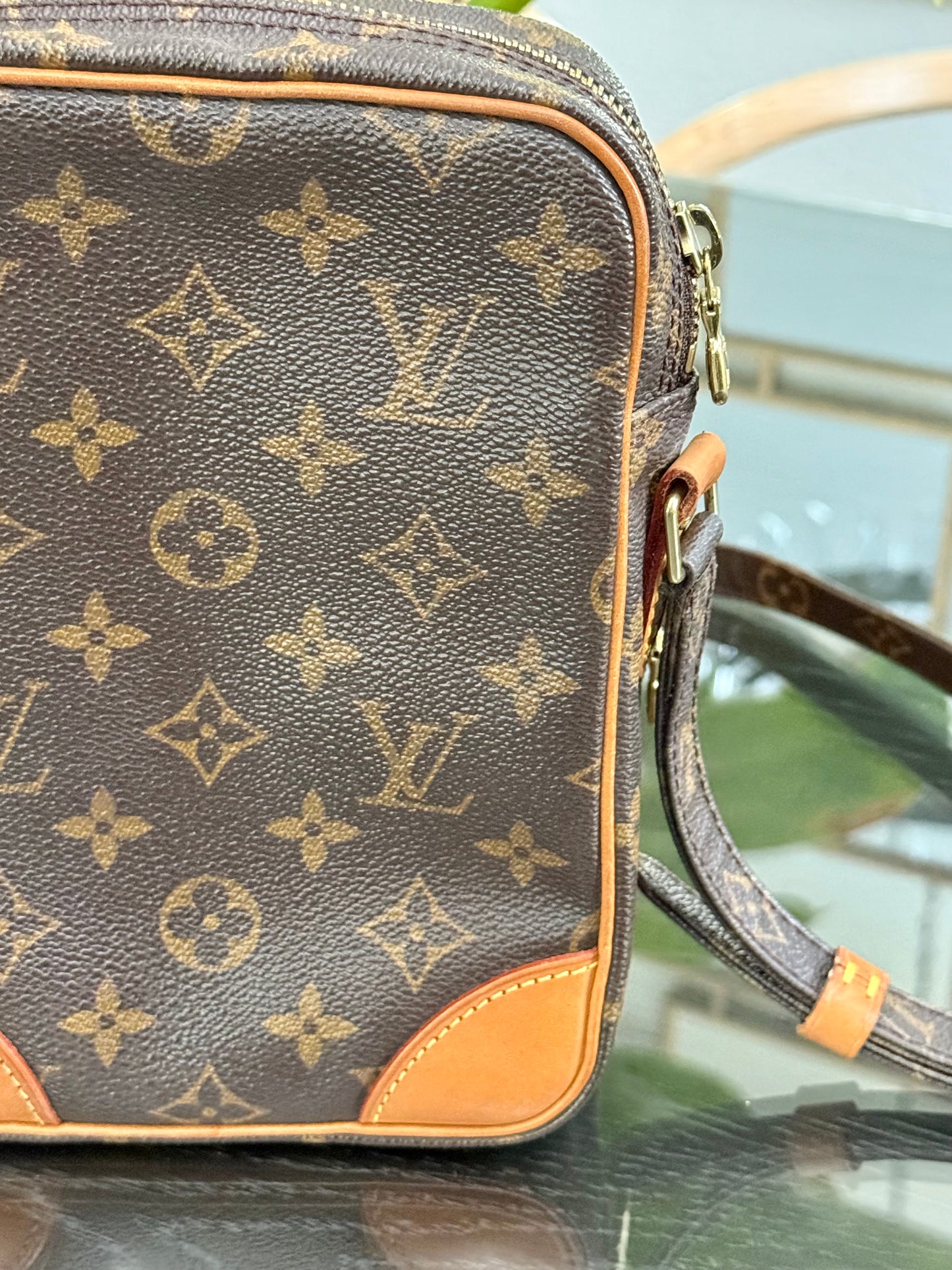 Amazon Crossbody Bag -Year: 1999
