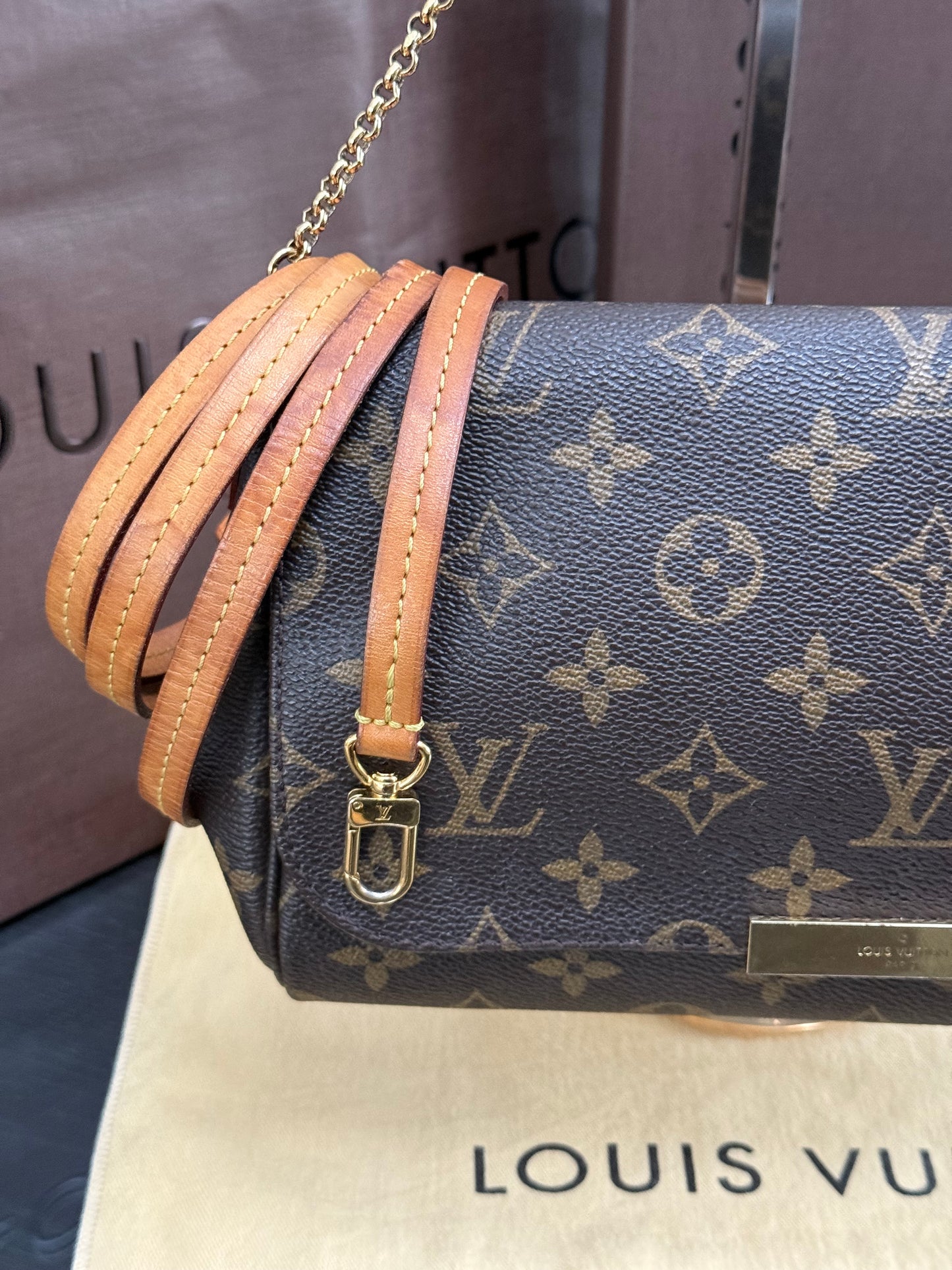Favorite MM in Monogram with Dustbag, Box and Paper Bag -๐๏ธ Year: 2016