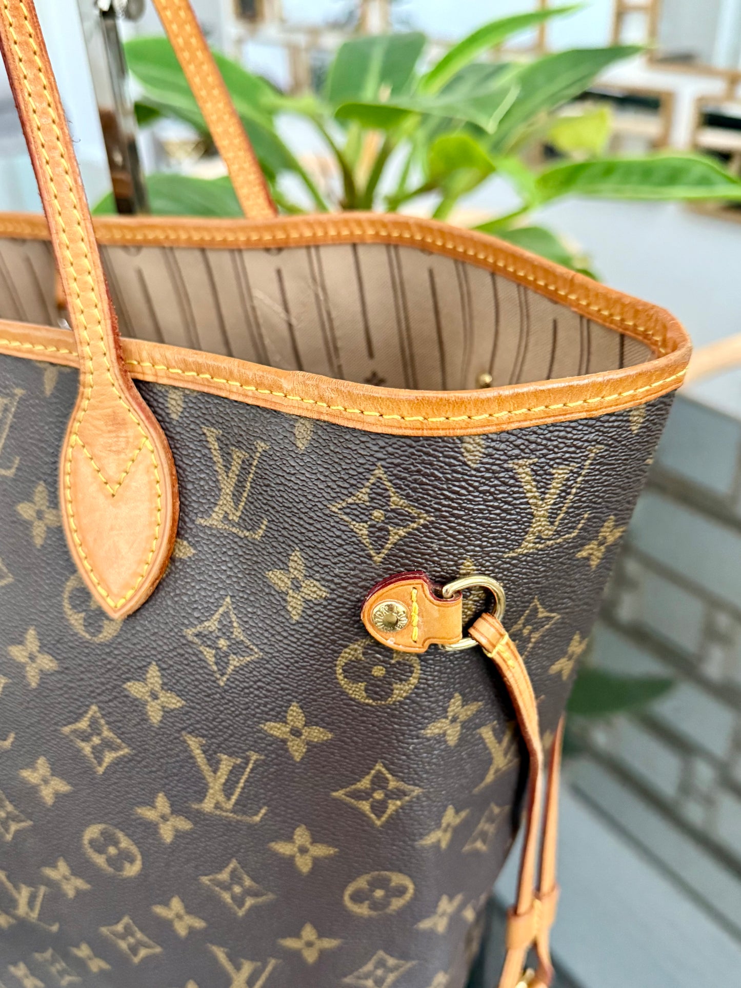 Neverfull MM with Dustbag 🗓️ Year: 2008