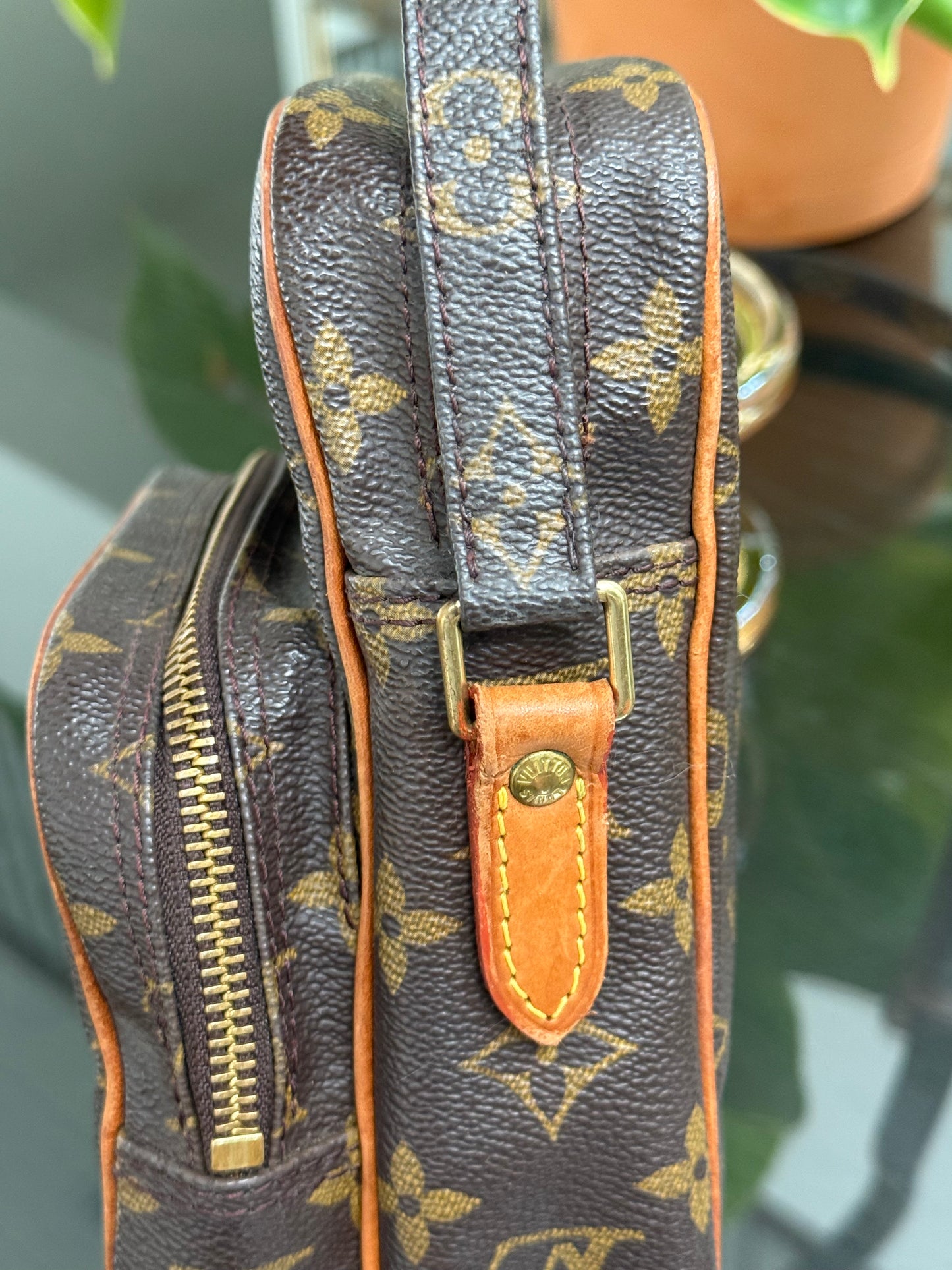 Amazon Crossbody Bag -Year: 1999