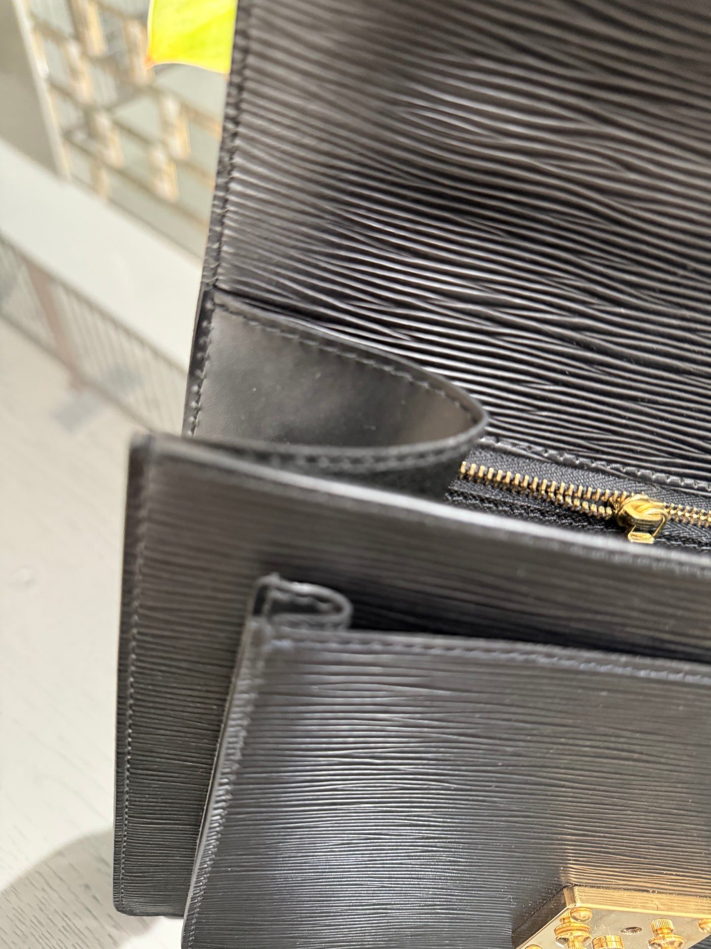 Epi Black Monceau 28 Crossbody 2 Way Bag - 📅 Year: 1997