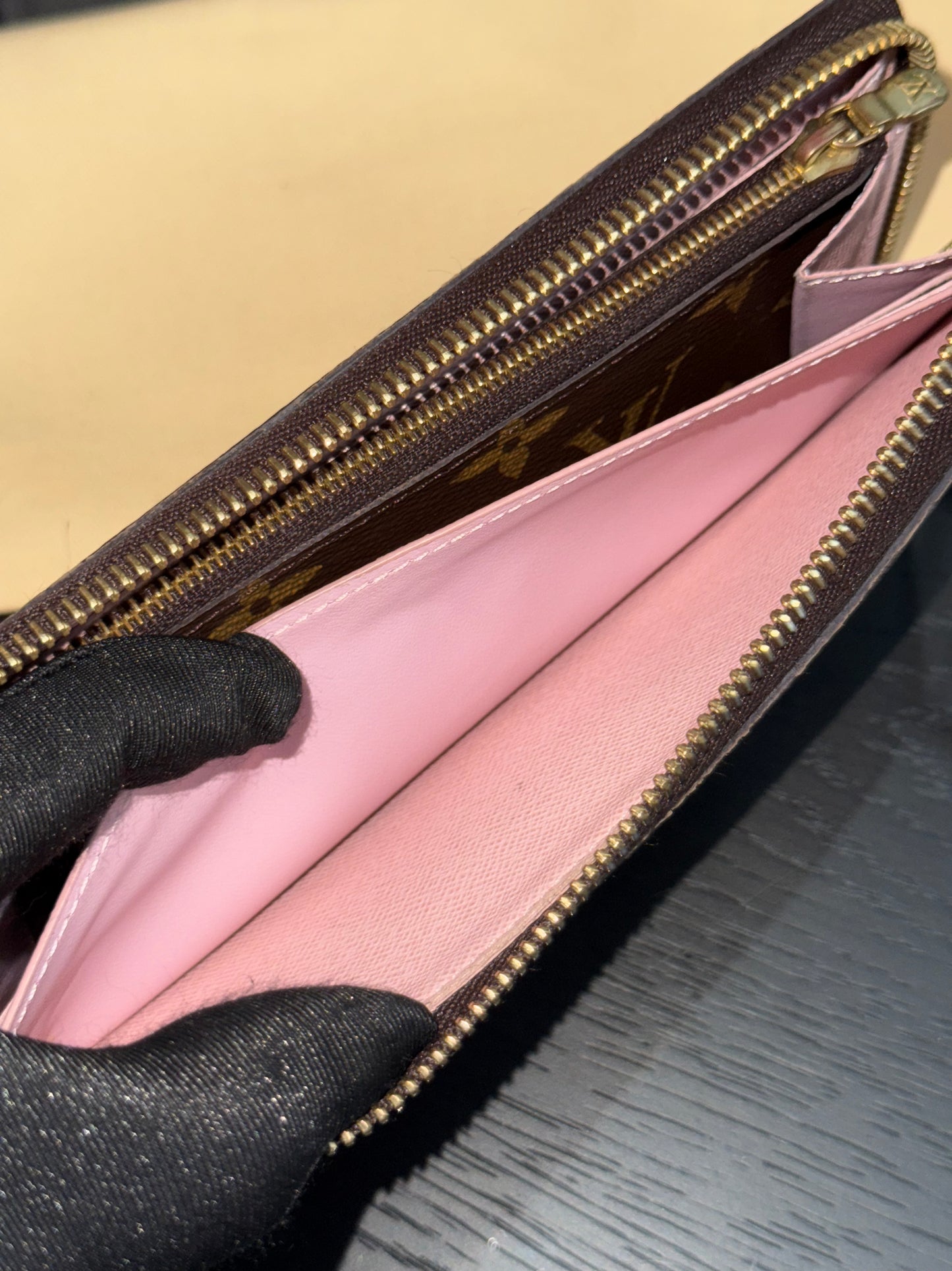 Clemence Wallet in Rose Ballerine Monogram with Dustbag and Box π
Microchipped