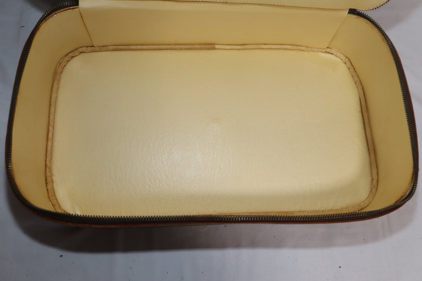 Sac Sport -๐๏ธ Year: Circa 80โs