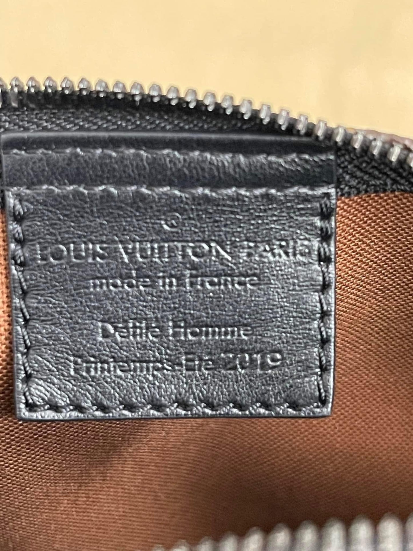 Solar Ray Papillon Monogram -Year: 2019