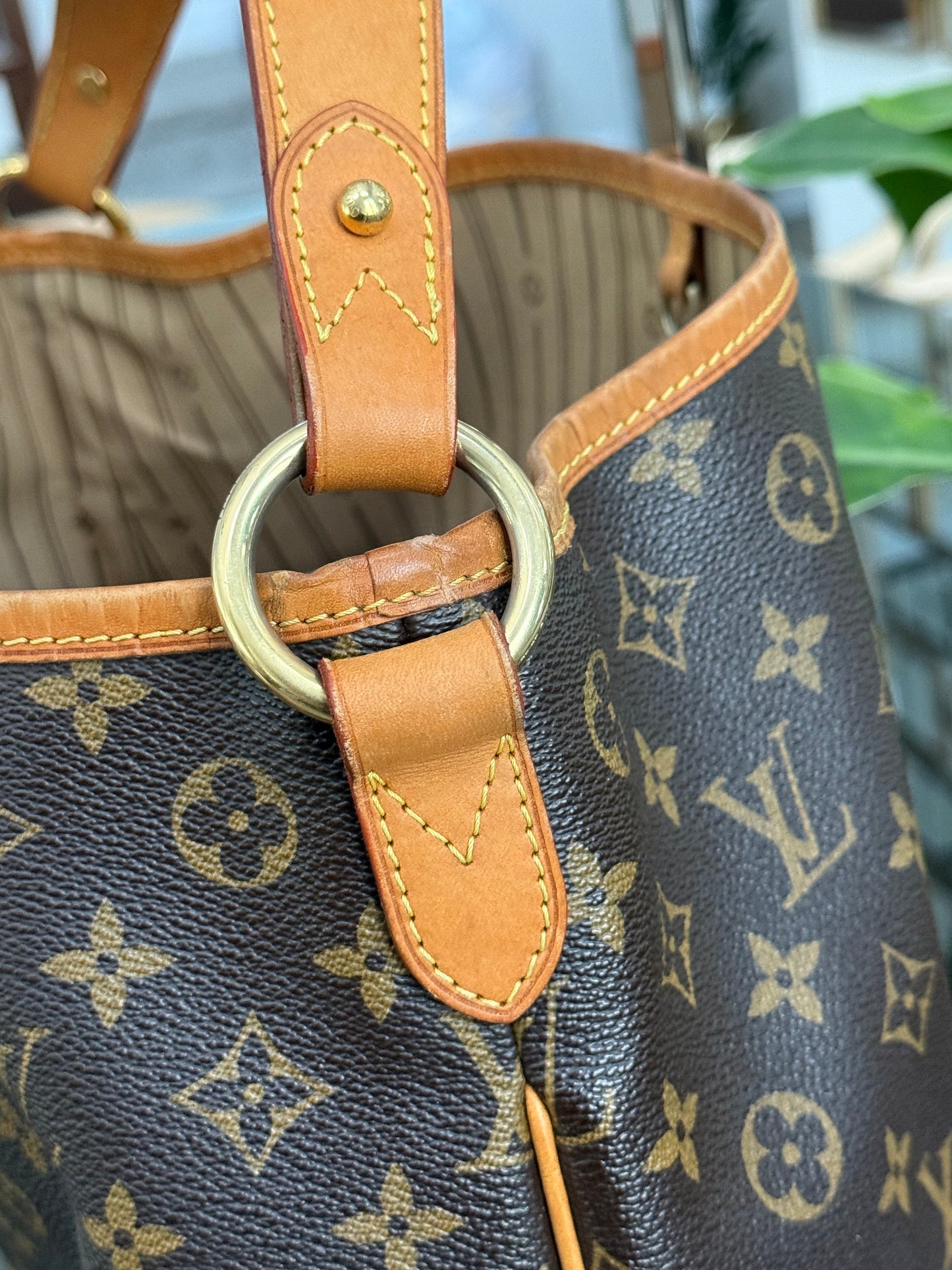 Delightful MM with Dustbag and Insert organizer π
Year: 2011