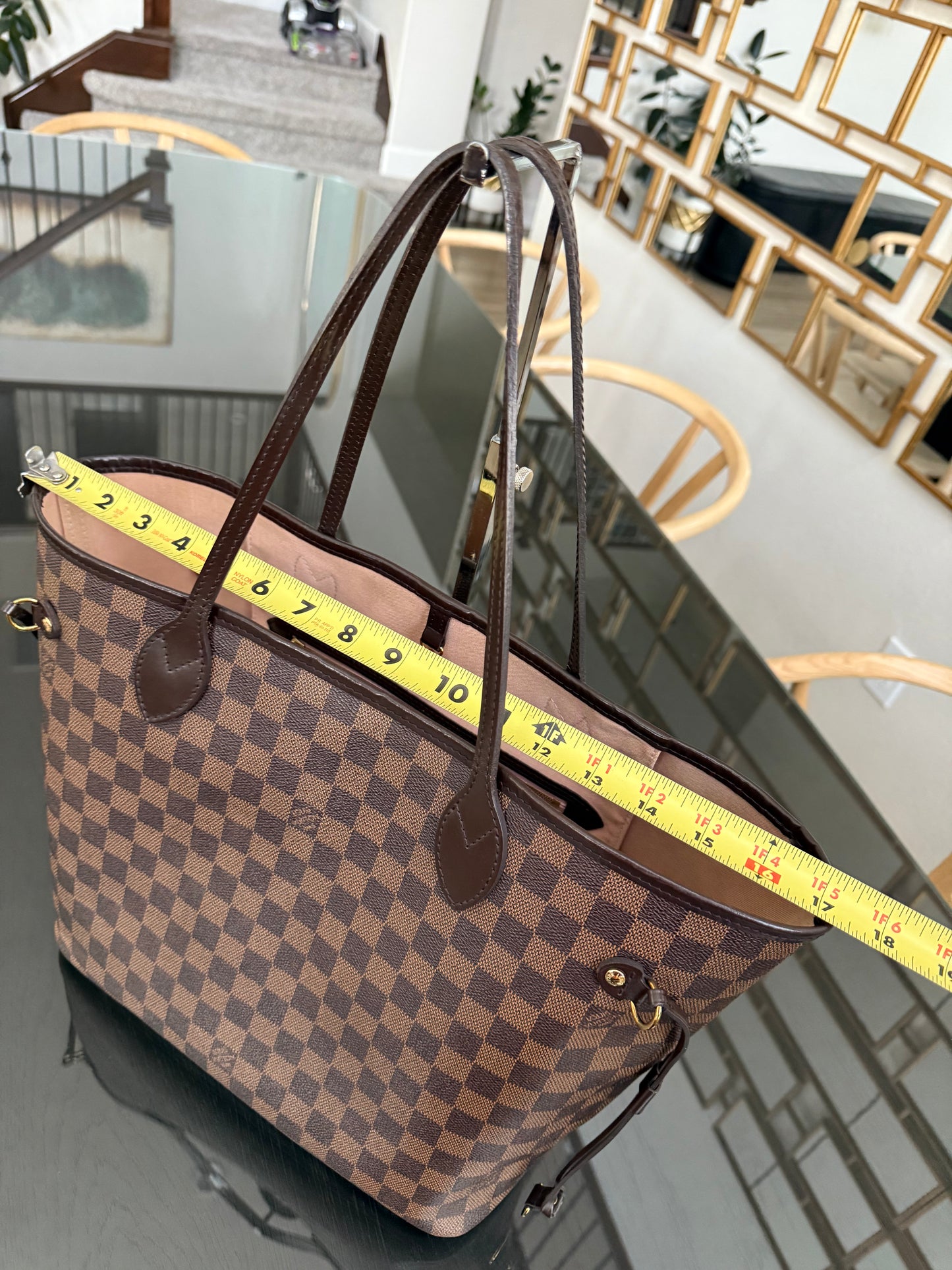 Neverfull MM in Rose Ballerine DE with Dustbag 🗓️ Year: 2016
