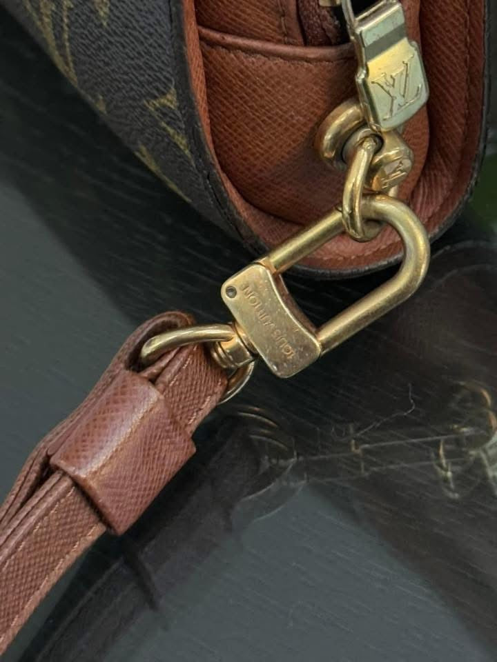 Orsay Clutch -
๐๏ธ Year: 1998