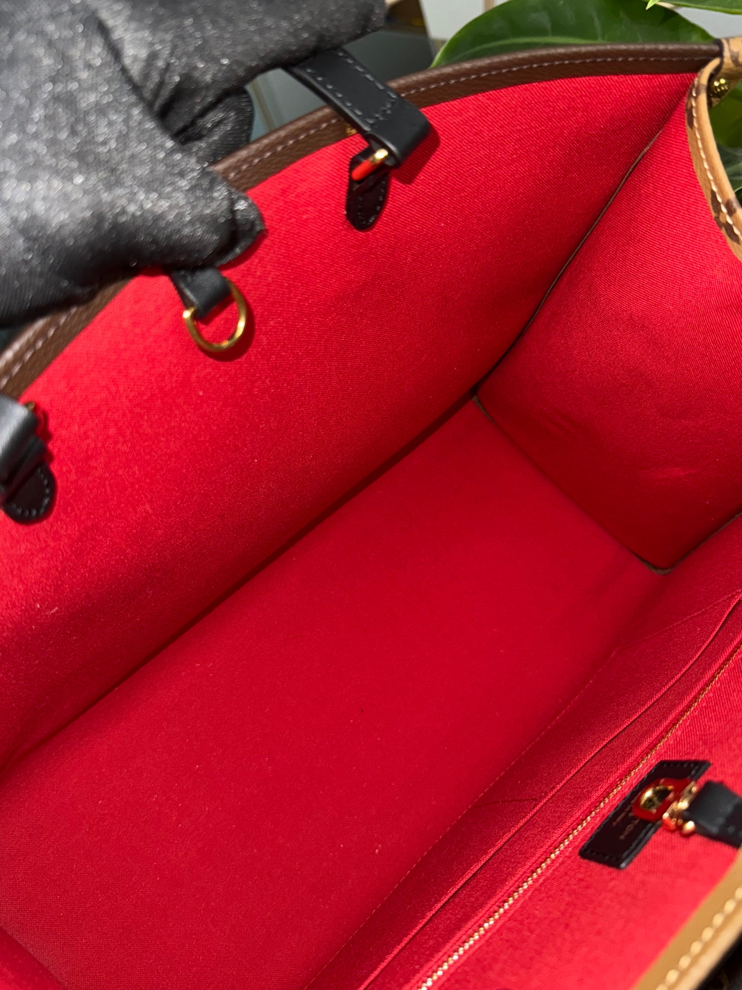On The Go GM in Monogram -Microchip