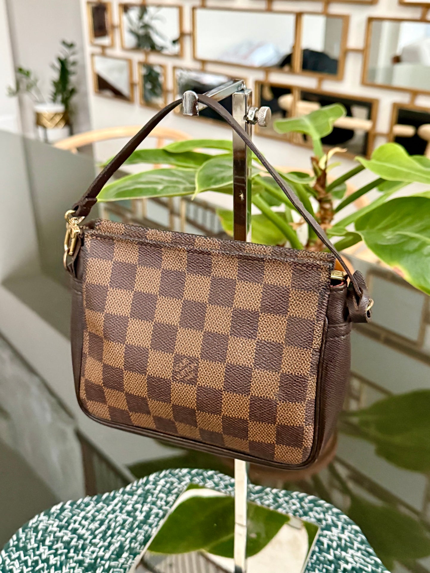 Damier Ebene Trousse Pochette with Insert Organizer - ๐
Year: 1998