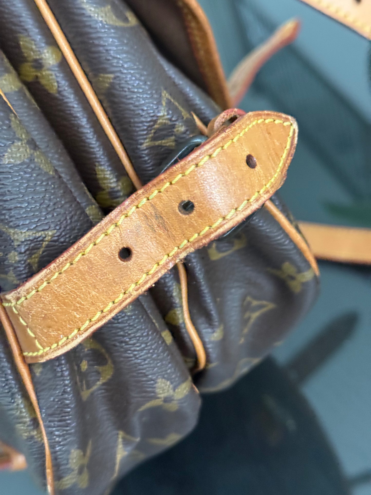Saumur 30 Crossbody - Year: 1996
