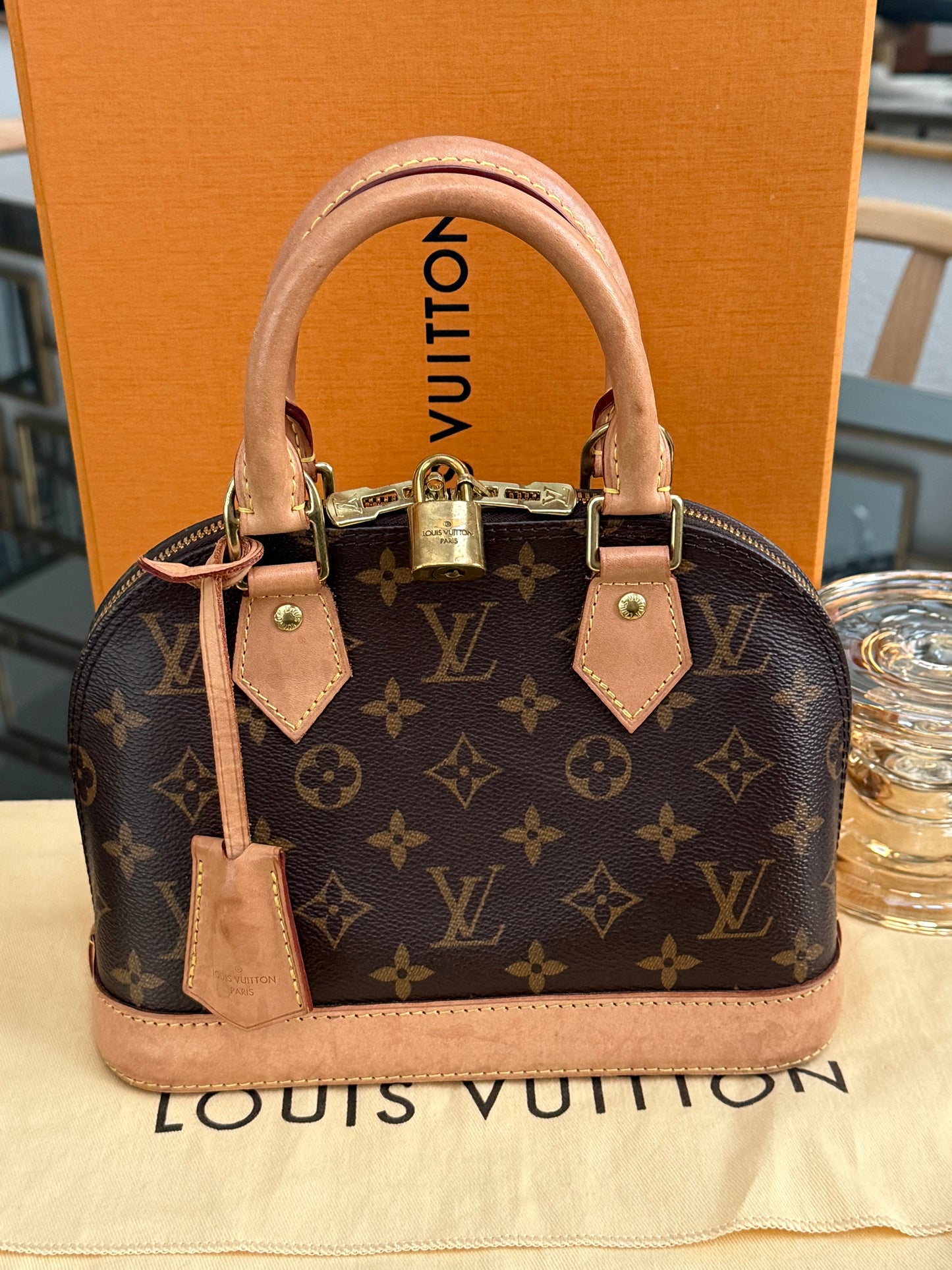 Alma BB with Box , dustbag and Insert Organizer - π
Year: 2020