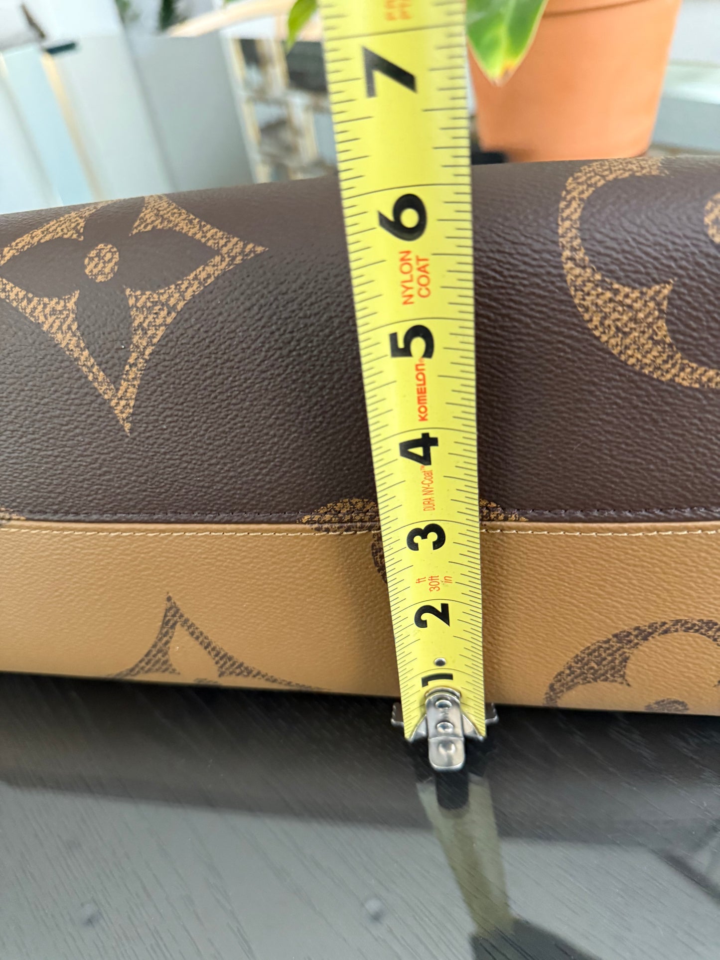 On The Go MM in Monogram with Dustbag -Microchip