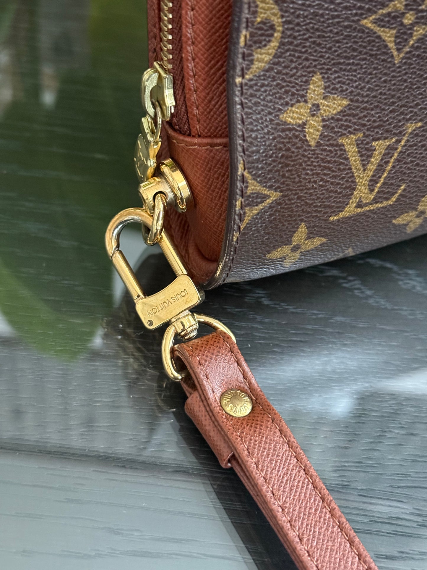 Orsay Clutch -
🗓️ Year: 2000