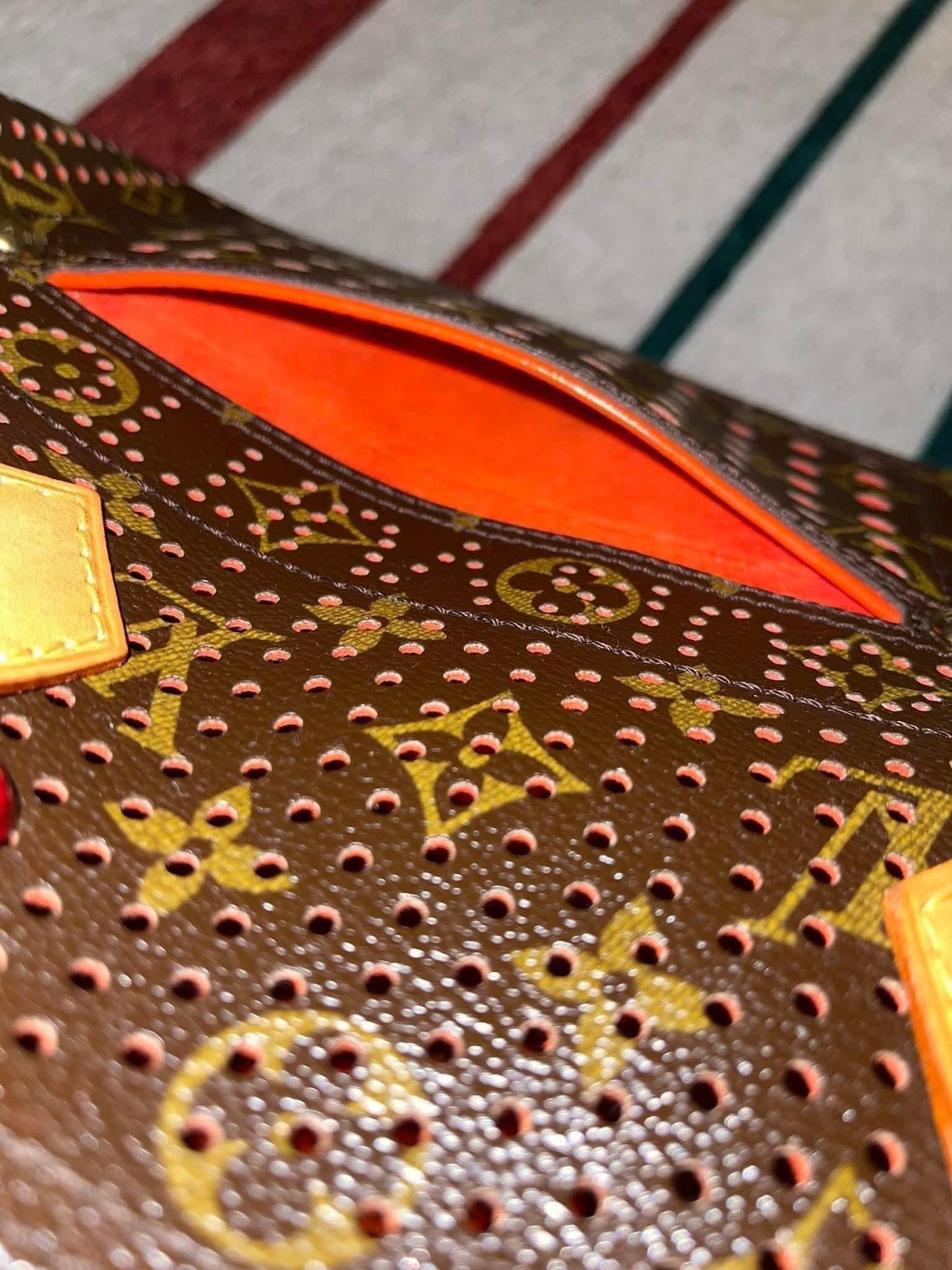 Speedy 30 Orange PERFORATED LIMITED EDITION - ๐๏ธ Year: 2006