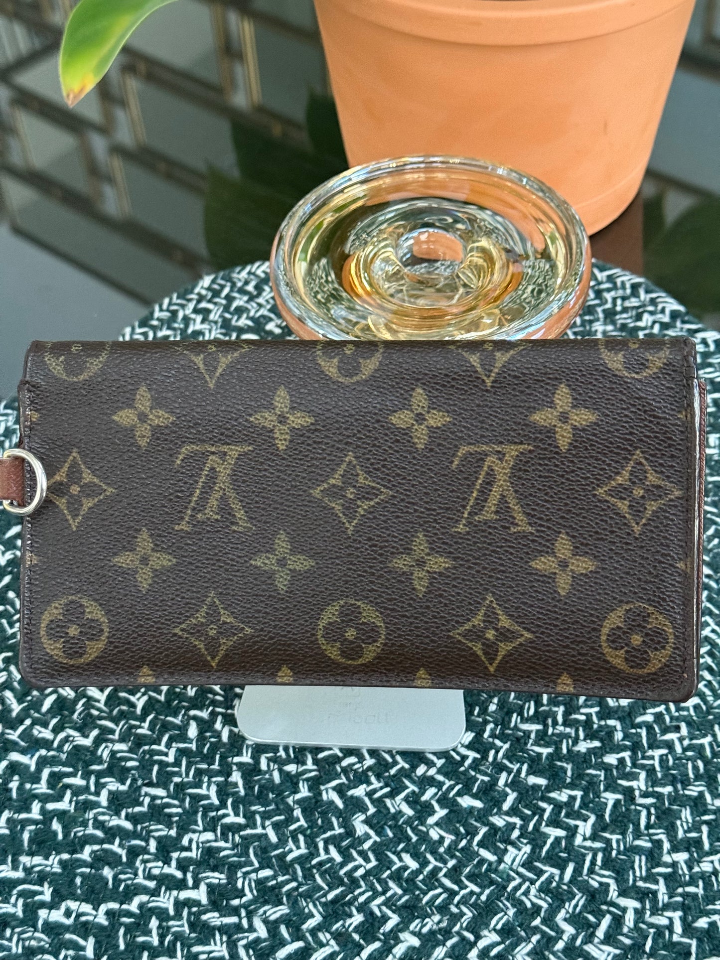 Monogram Portefeuille Accordeon Wallet with Insert and Non branded Strap 🗓️ Year: 2004