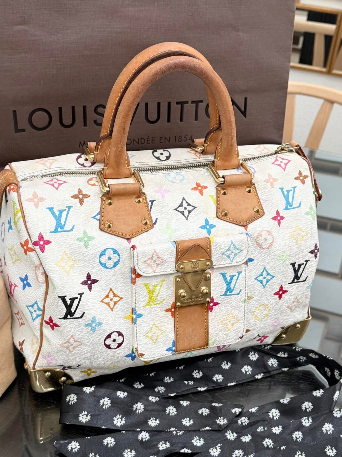 Multicolor Speedy 30 with Dustbag and twilly set π
Year: 2008