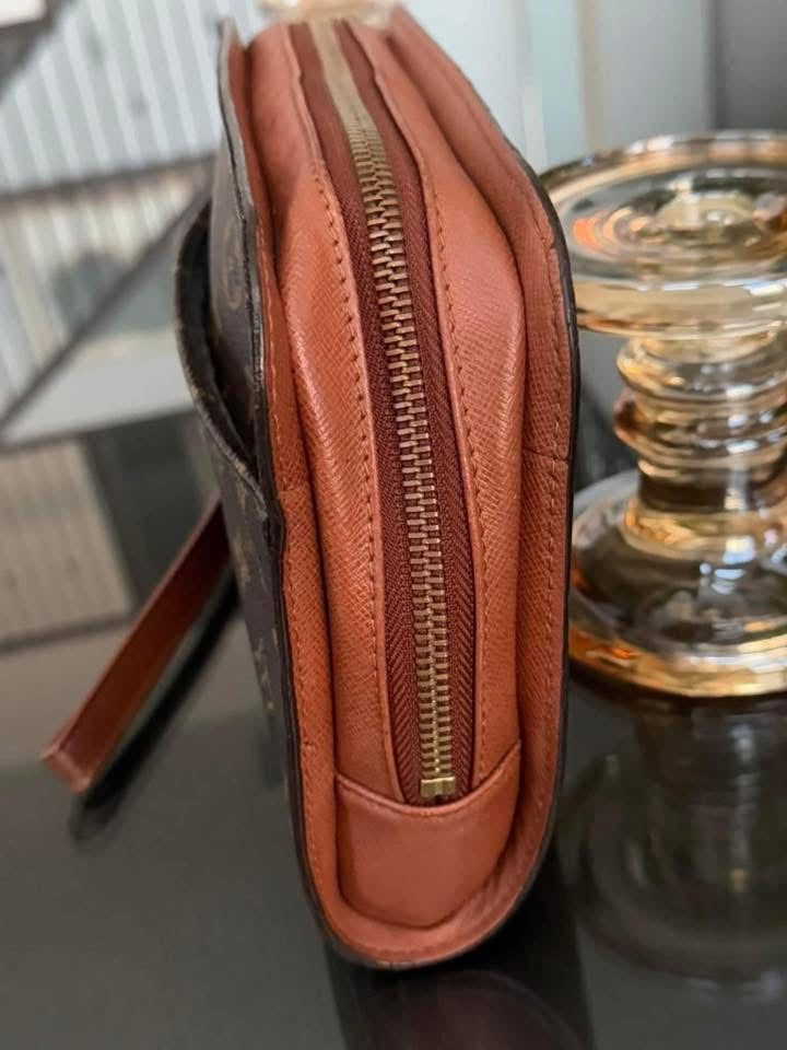 Orsay Clutch -
๐๏ธ Year: 1998