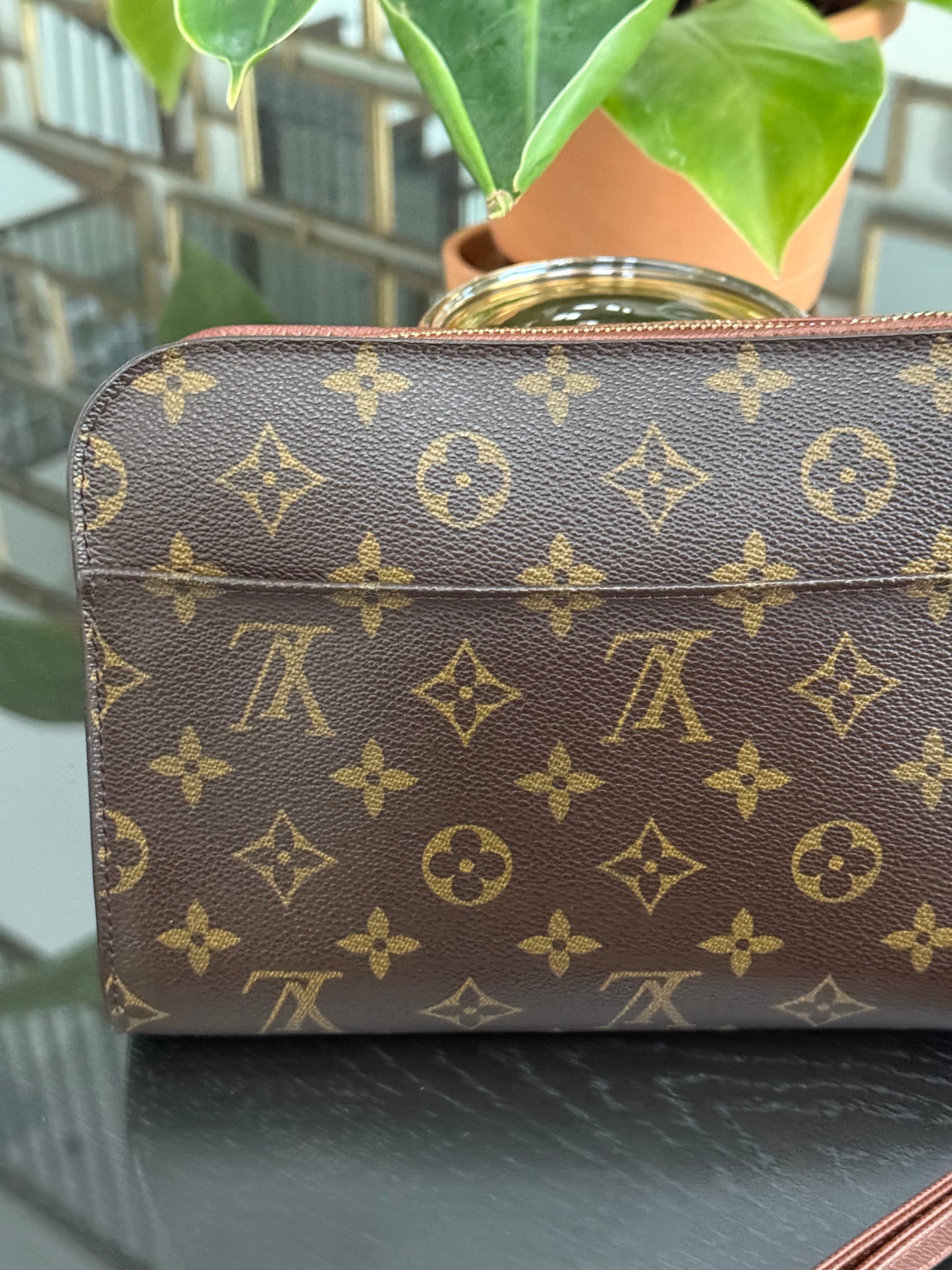 Orsay Clutch -
🗓️ Year: 2000