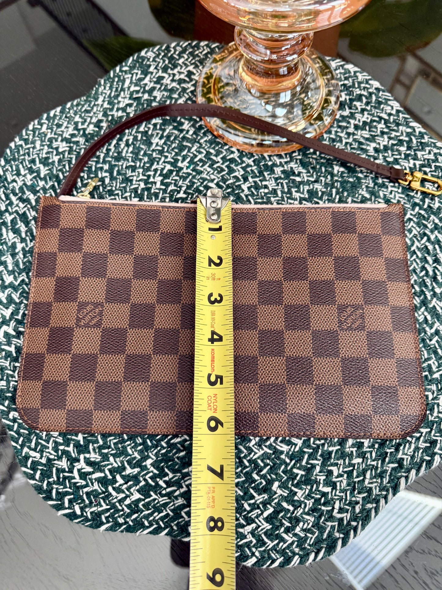 Neverfull MM/GM Pouch in De Rose Ballerine 🗓️ Year: 2016