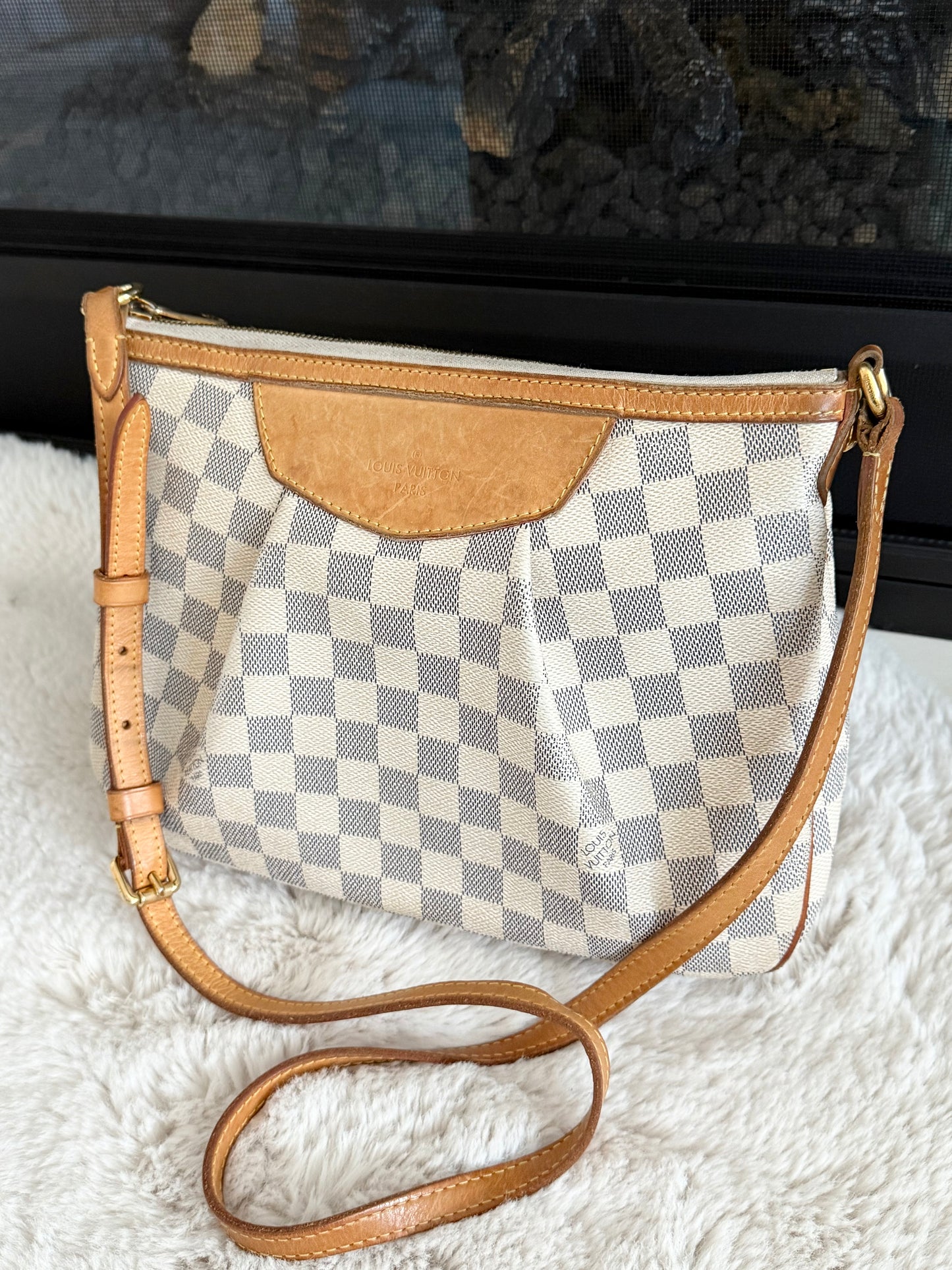 Siracusa PM Crossbody - Year 2012