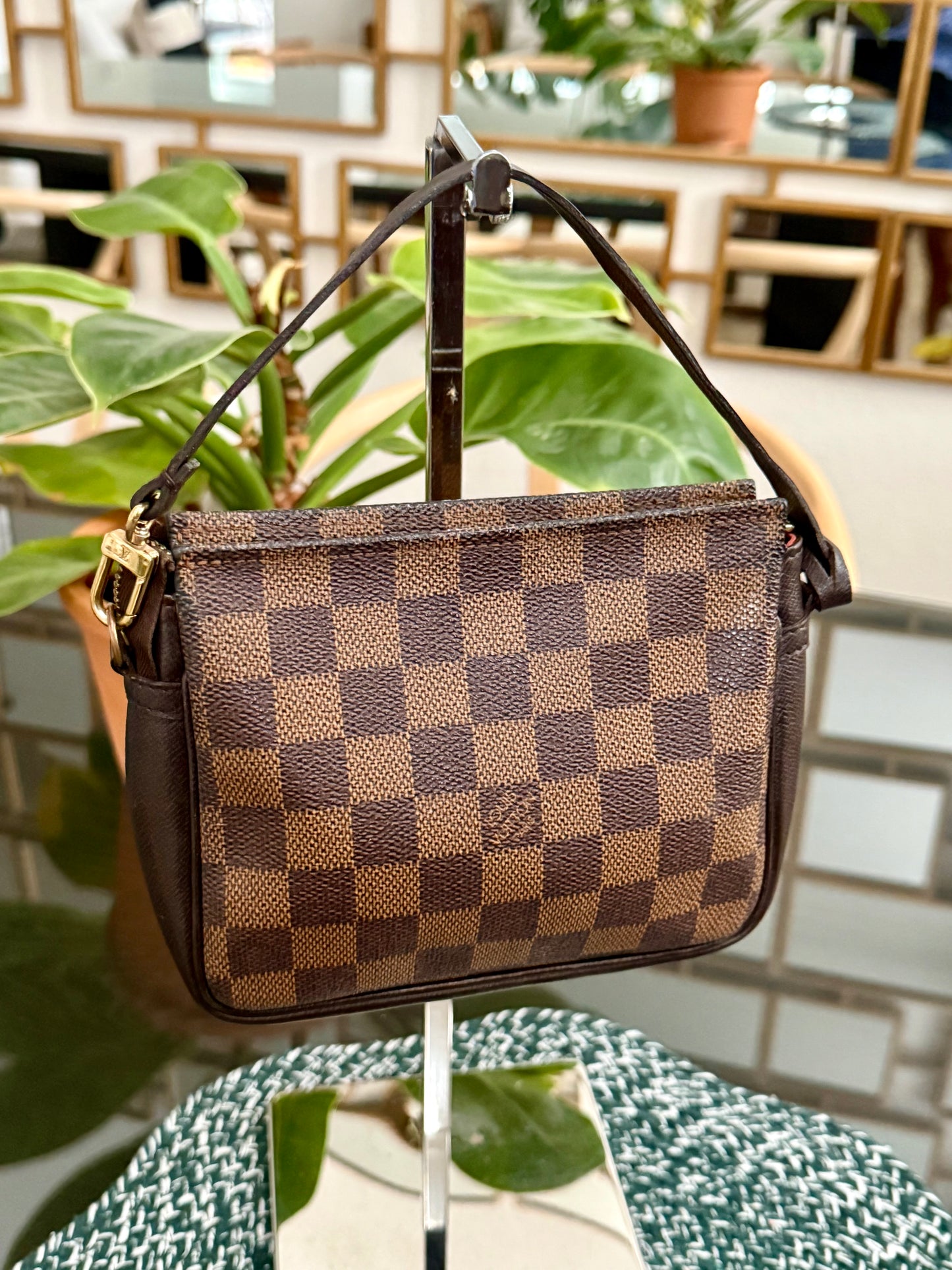 Damier Ebene Trousse Pochette with Insert Organizer - ๐
Year: 1998