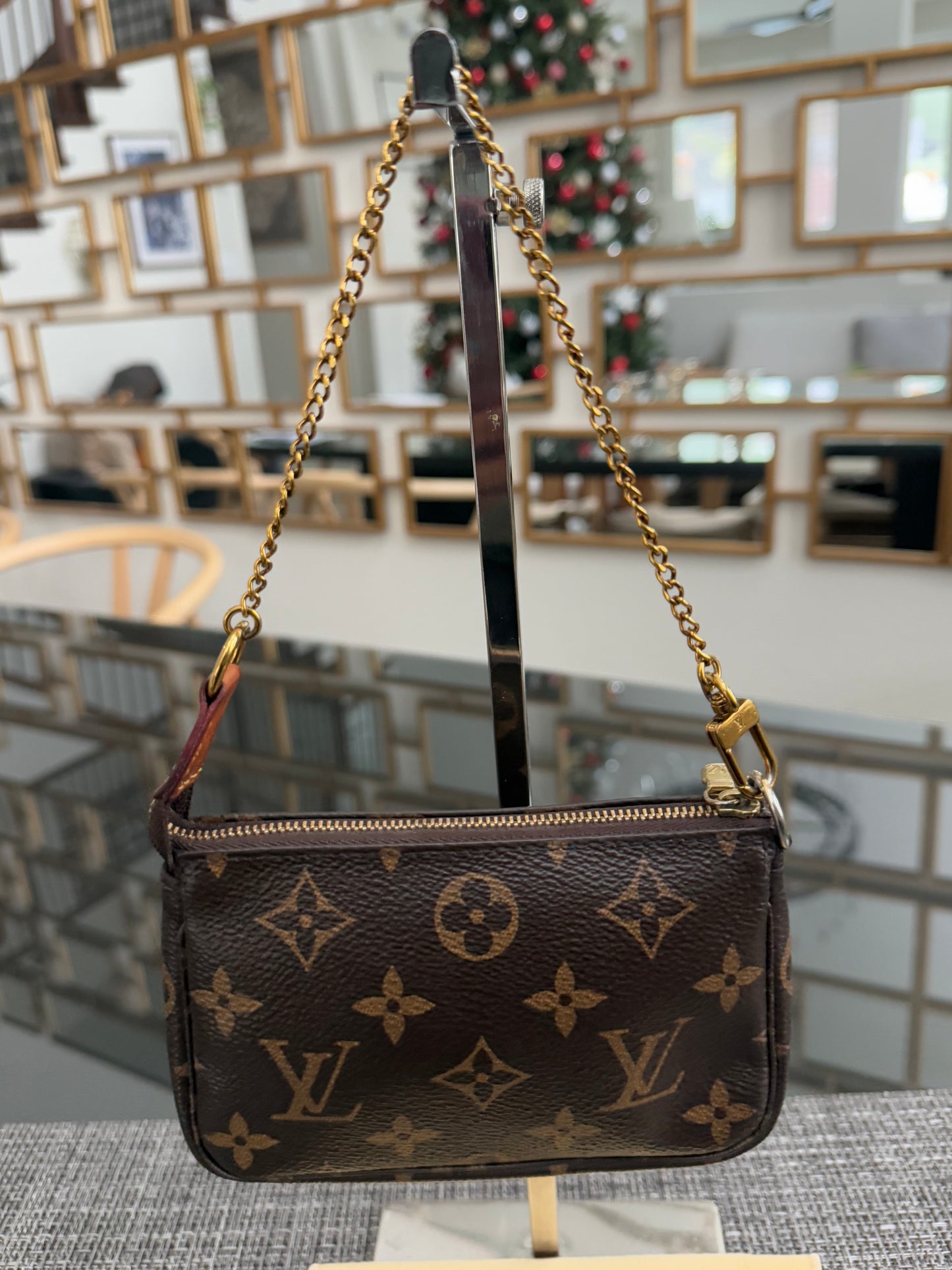 Mini Pochette Accessories with Dustbag - ๐
Year: 2017