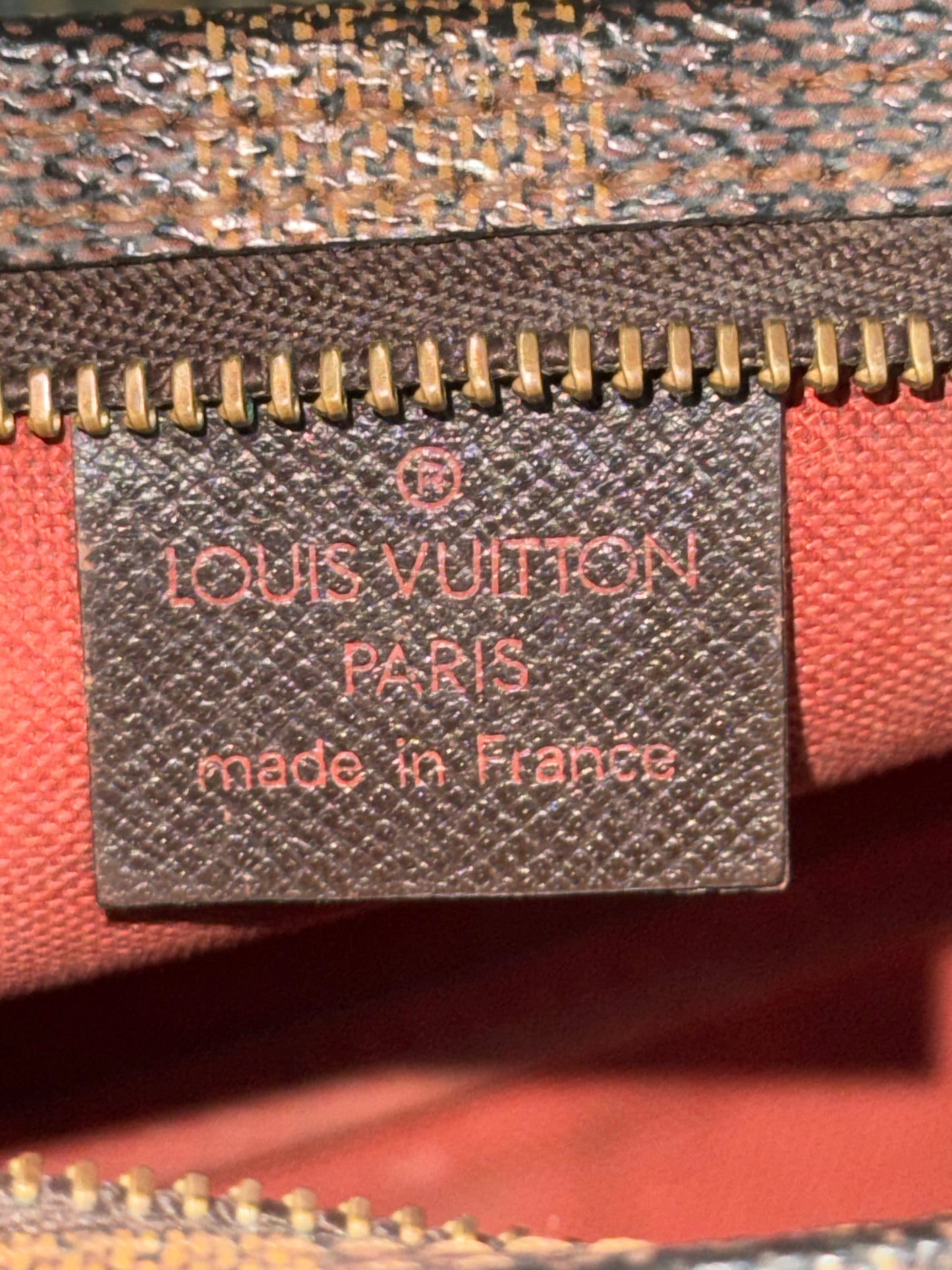 Damier Ebene Trousse Pochette with Insert Organizer - ๐
Year: 1998
