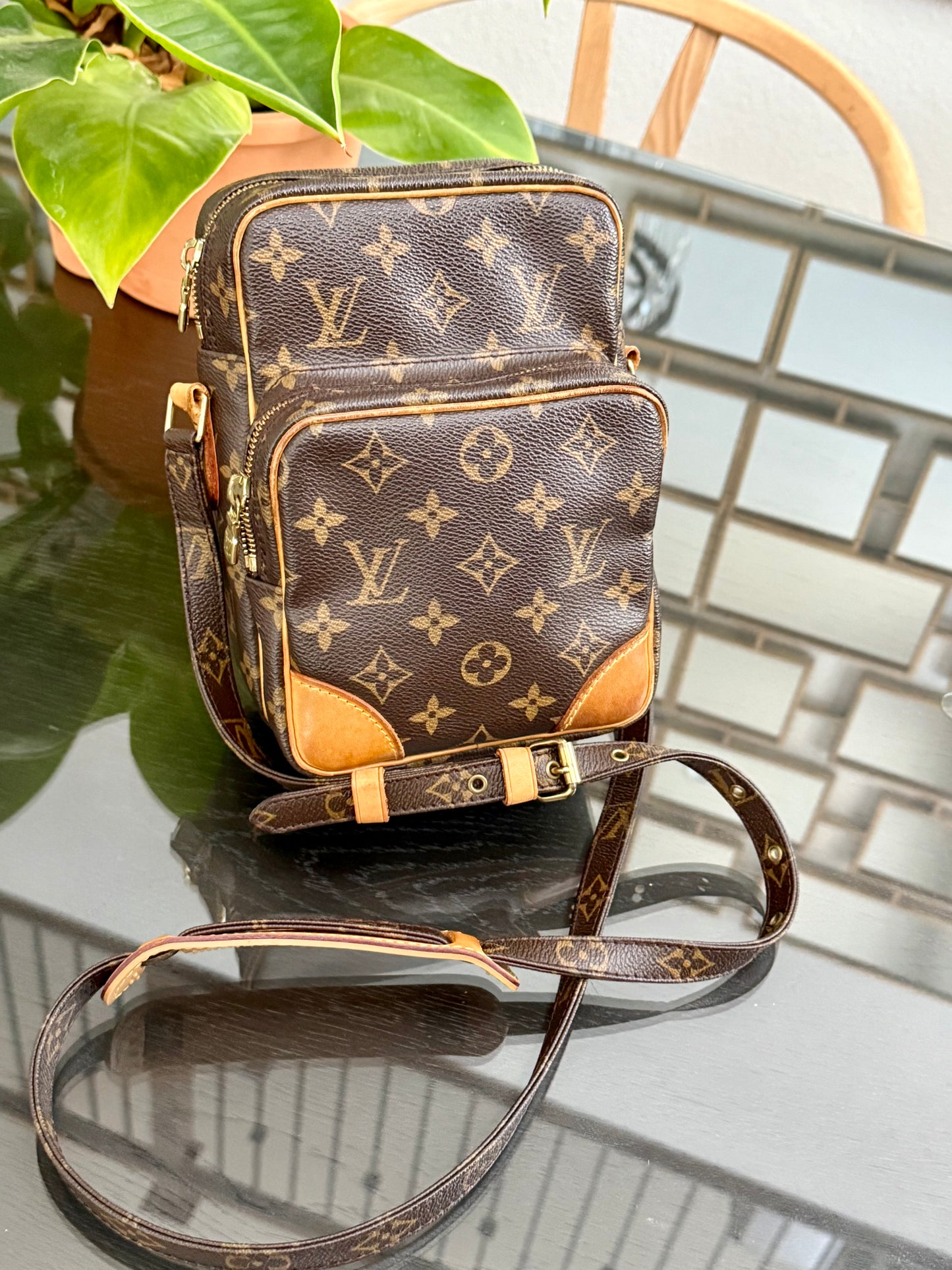Amazon Crossbody Bag -Year: 2007