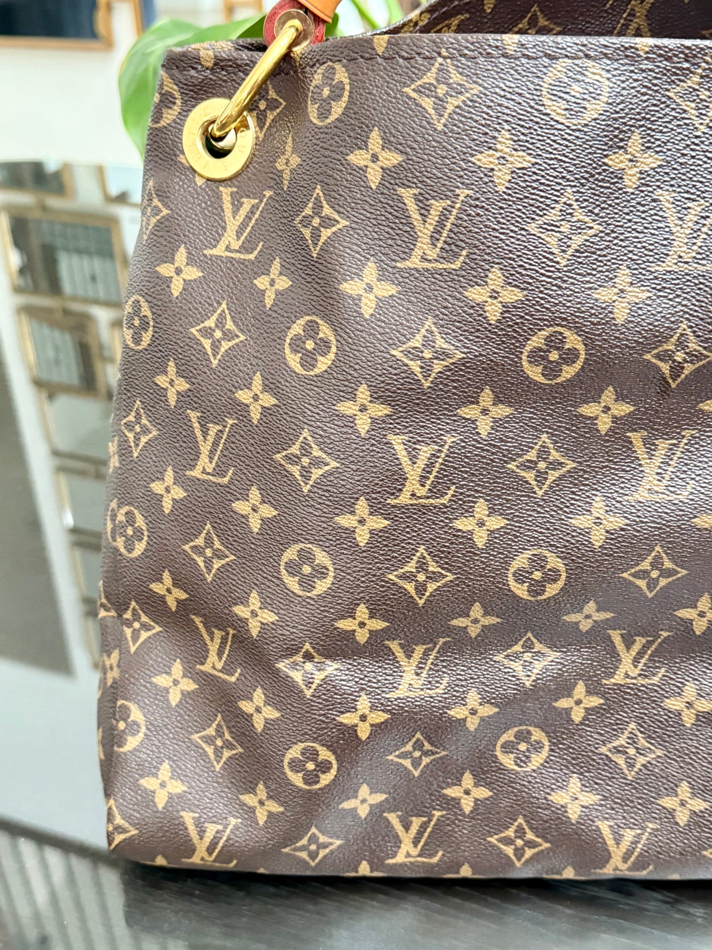 Artsy MM with Dustbag, Insert Organizer and Non branded Scarf - 📅 Year: 2010