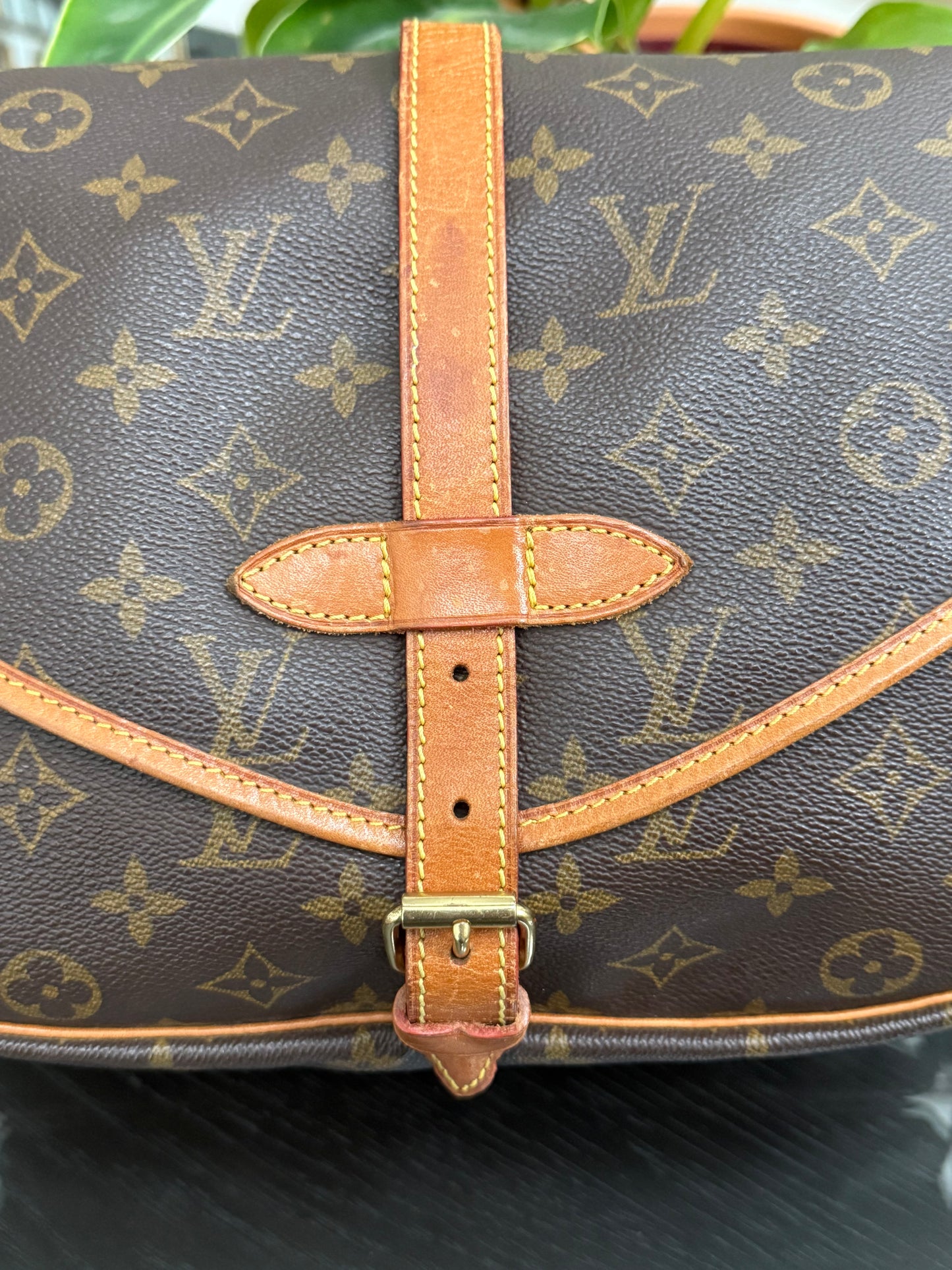 Saumur 30 Crossbody - Year: 1996