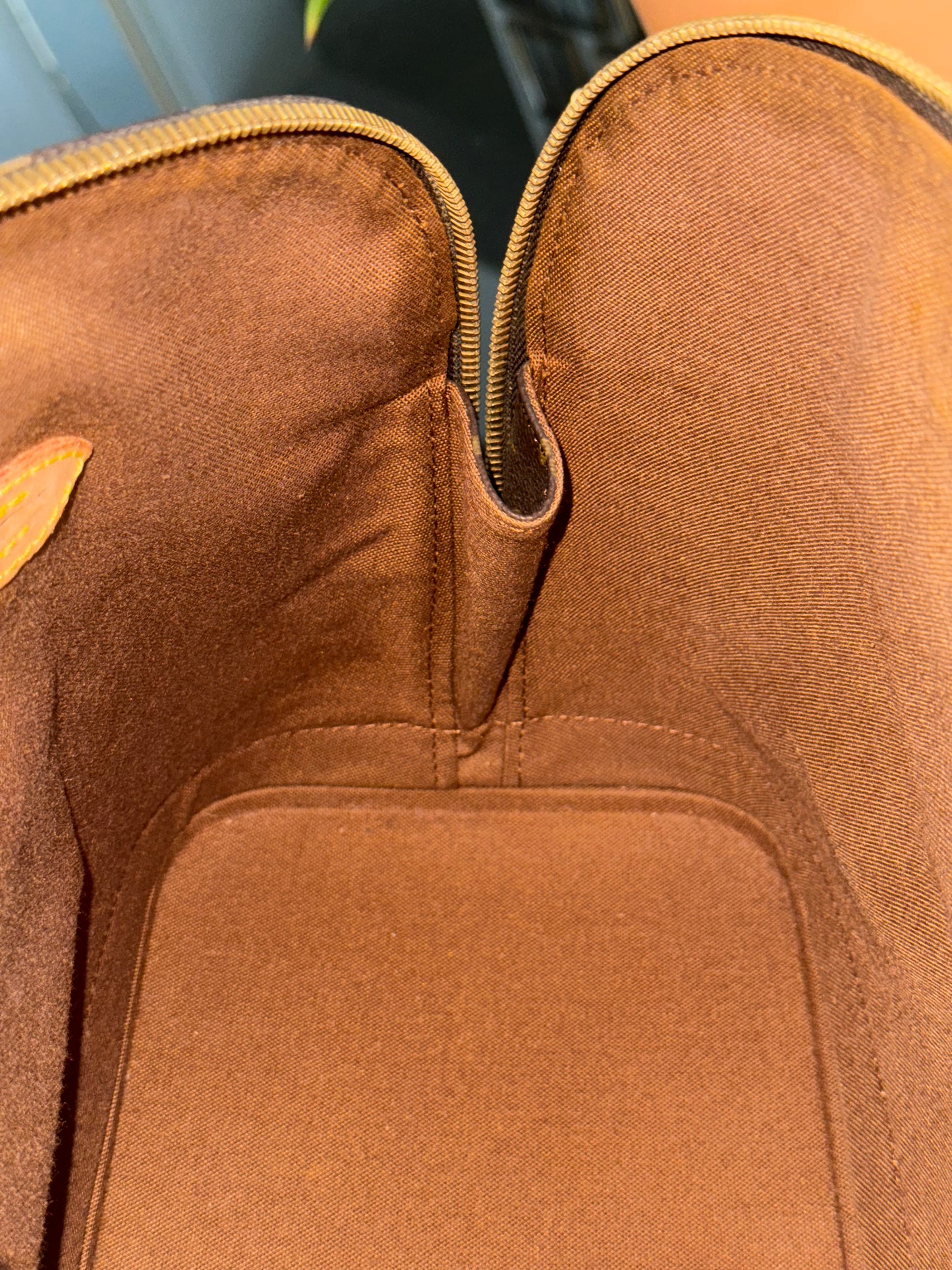 Alma PM in Monogram- 🗓️ Year: 1995