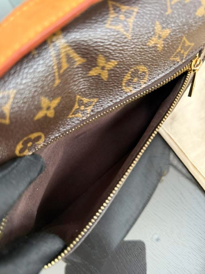 Pochette Metis in Monogram with Box, Dustbag and Paper bag -Year 2015