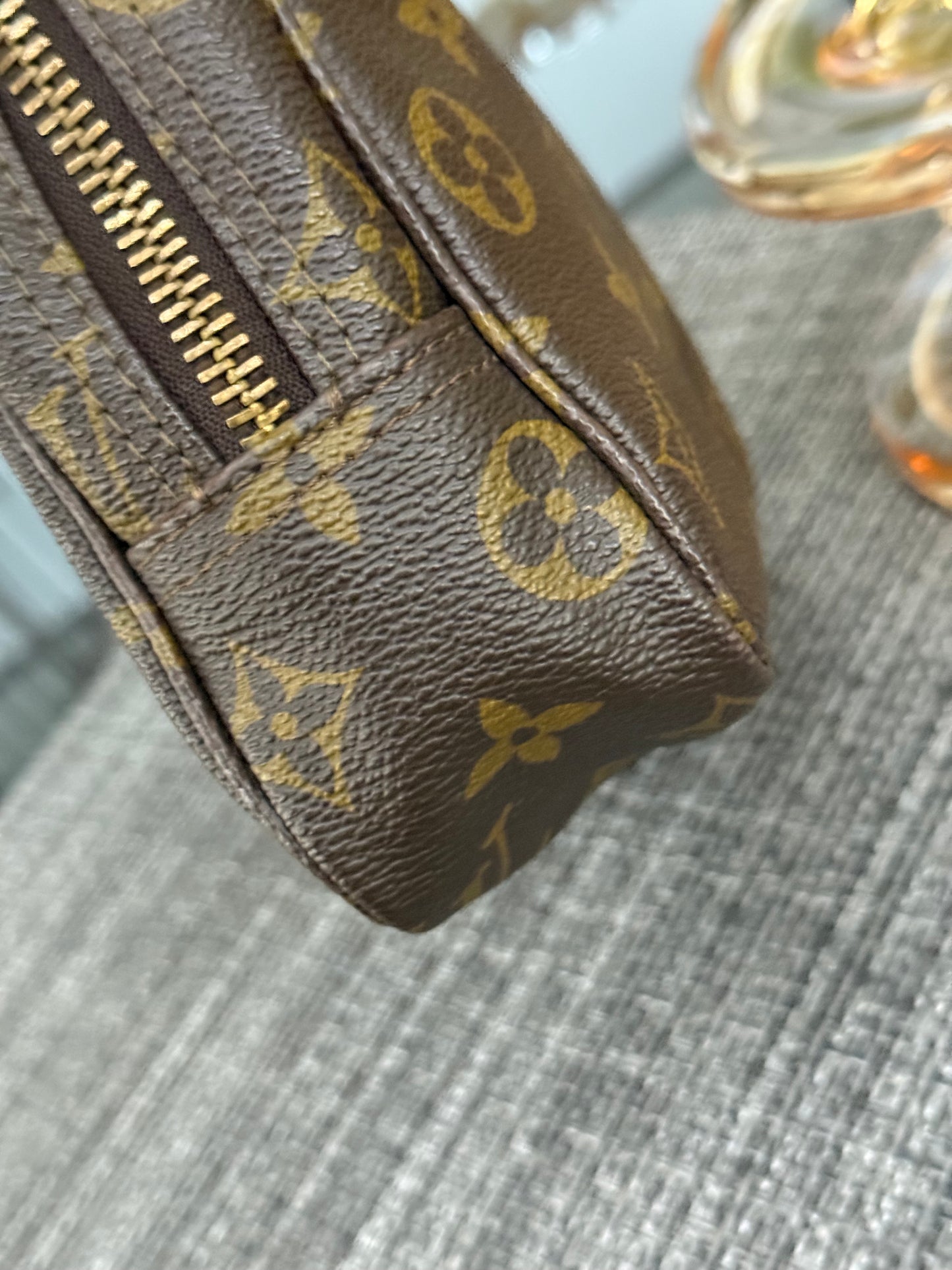 Trousse 18 -Pre Date Code