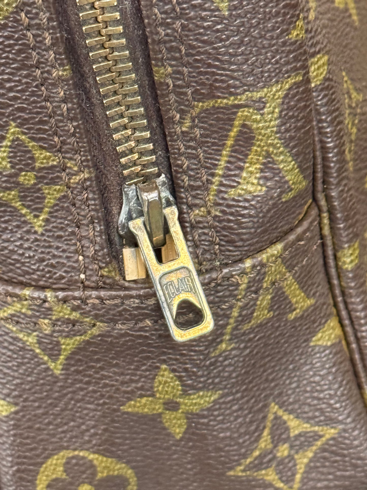 Trousse 28 -Pre Date Code