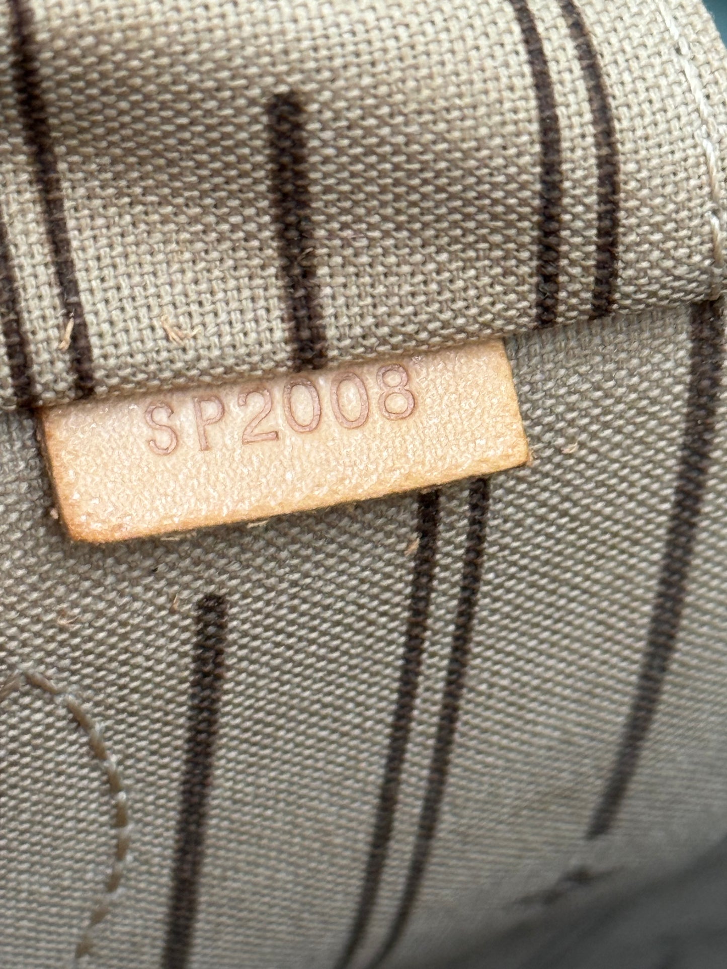 Neverfull MM ๐
Year: 2008