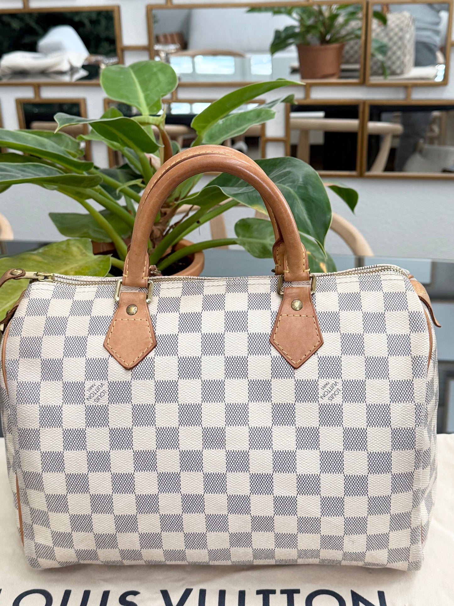Speedy 30 Azur with π Lock & Keys and Dustbag
ποΈ Year: 2012