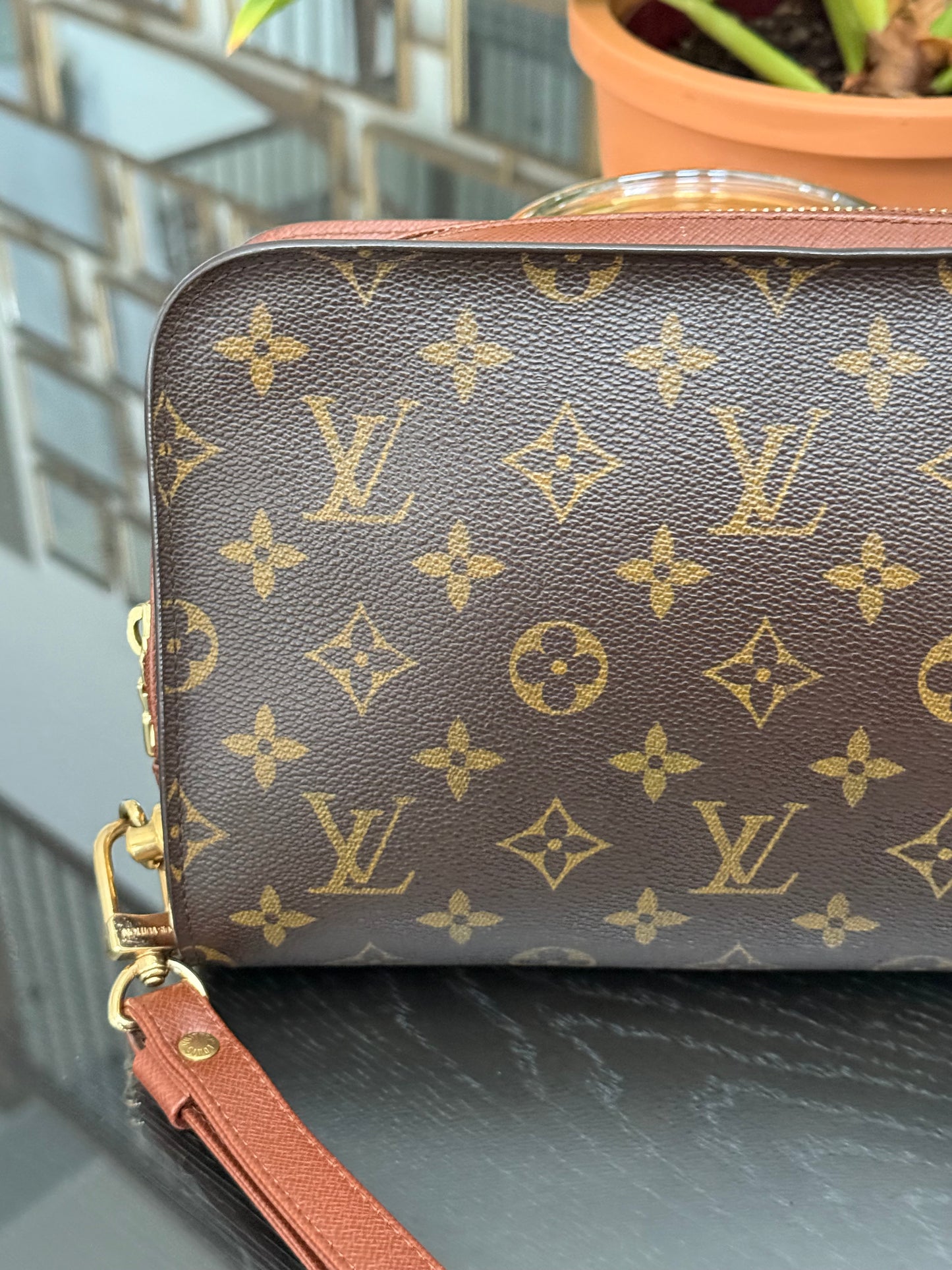 Orsay Clutch -
🗓️ Year: 2001