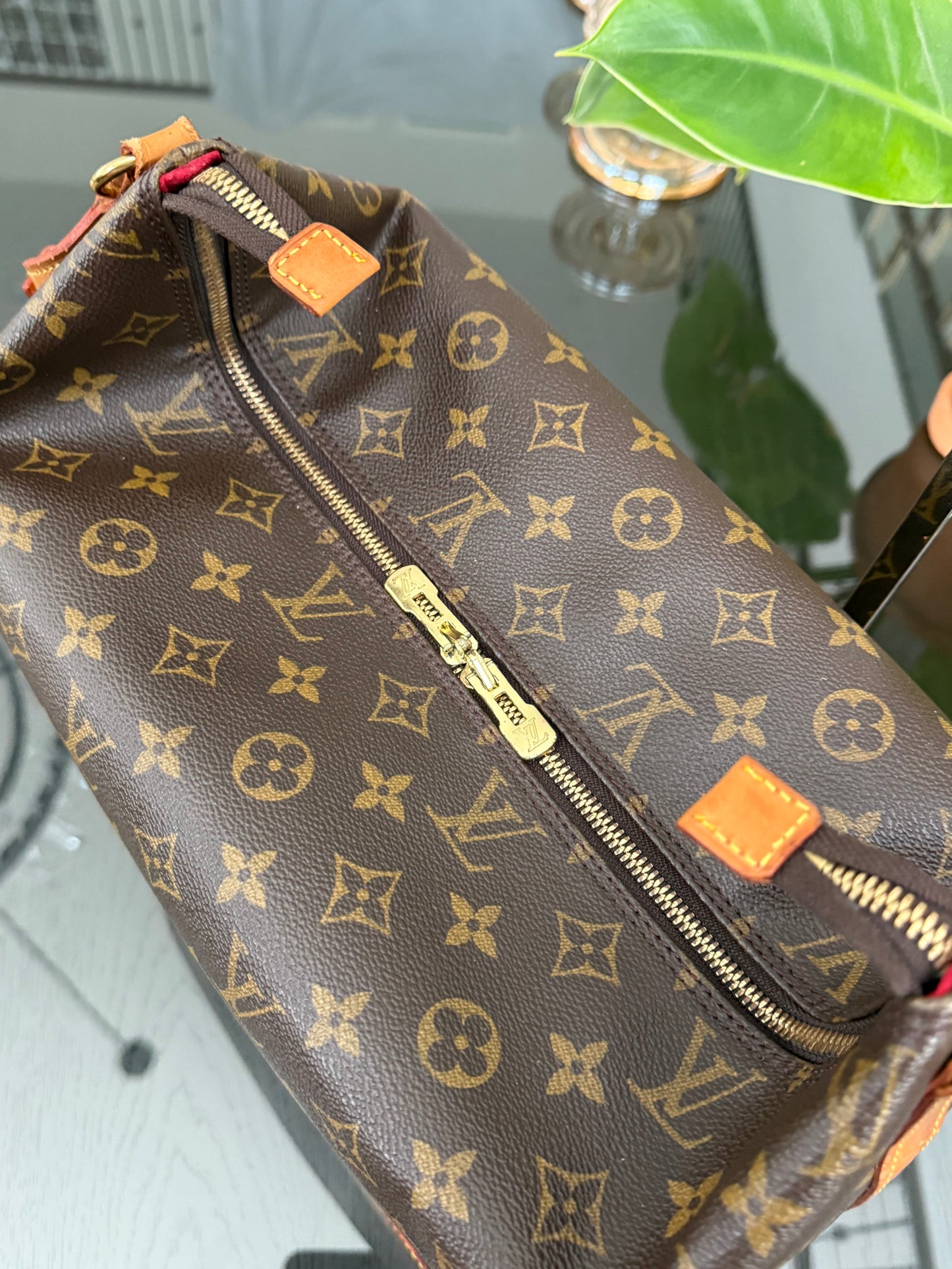 Amfar Three “Sharon Stone” Vanity Shoulder bag 📅 Year: 2001