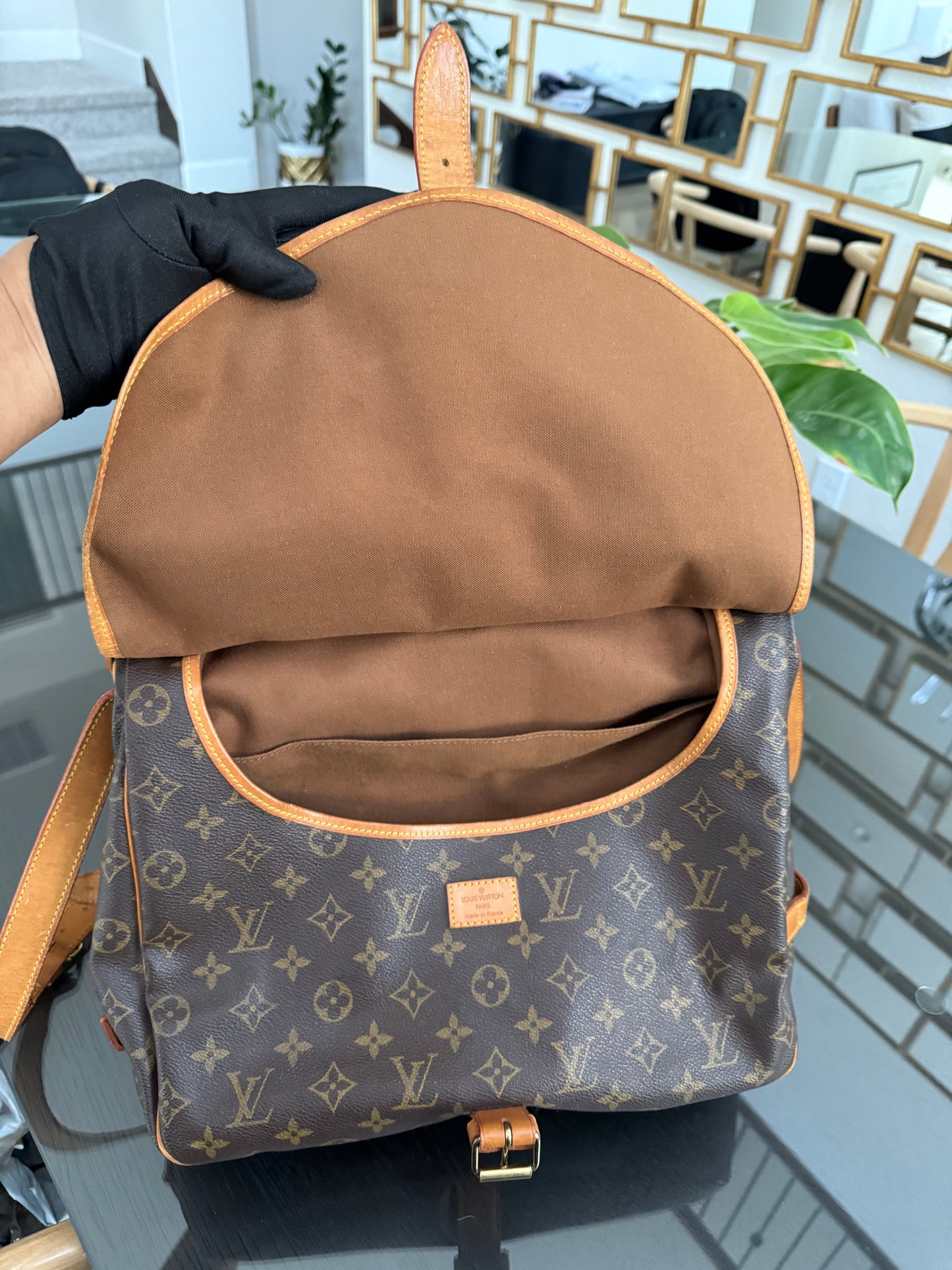 Saumur 35 Crossbody -๐๏ธ Year: 1992