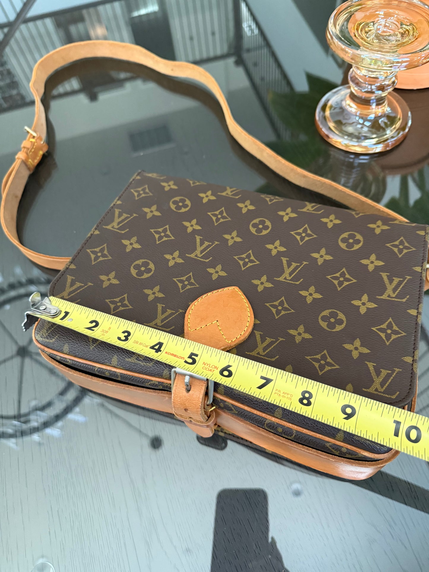 Cartouchiere GM Crossbody -🗓️ Year: 1982