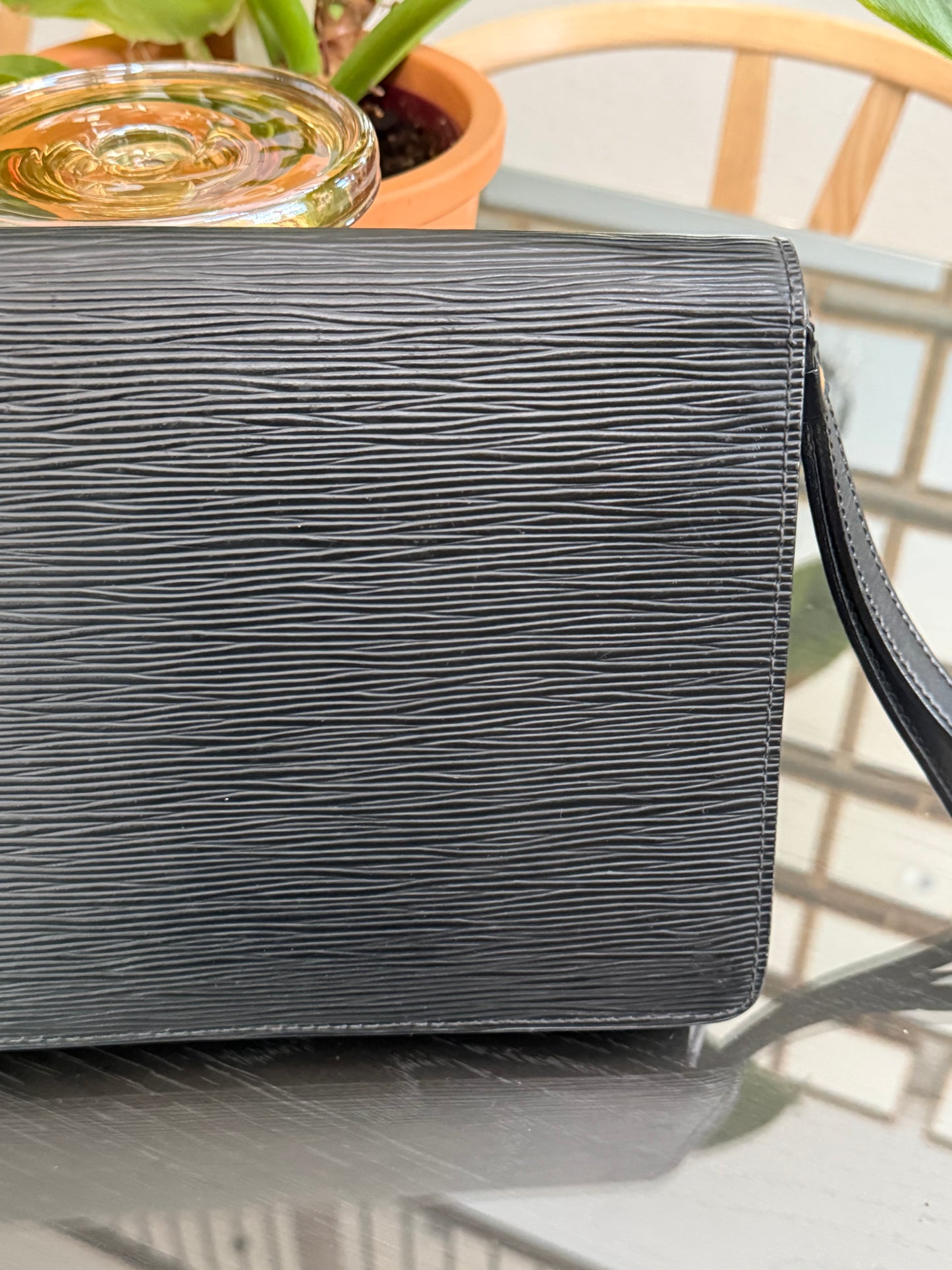 Epi Black Sellier Dragonne Clutch with π Key and Dustbag -ποΈ Year: 2005