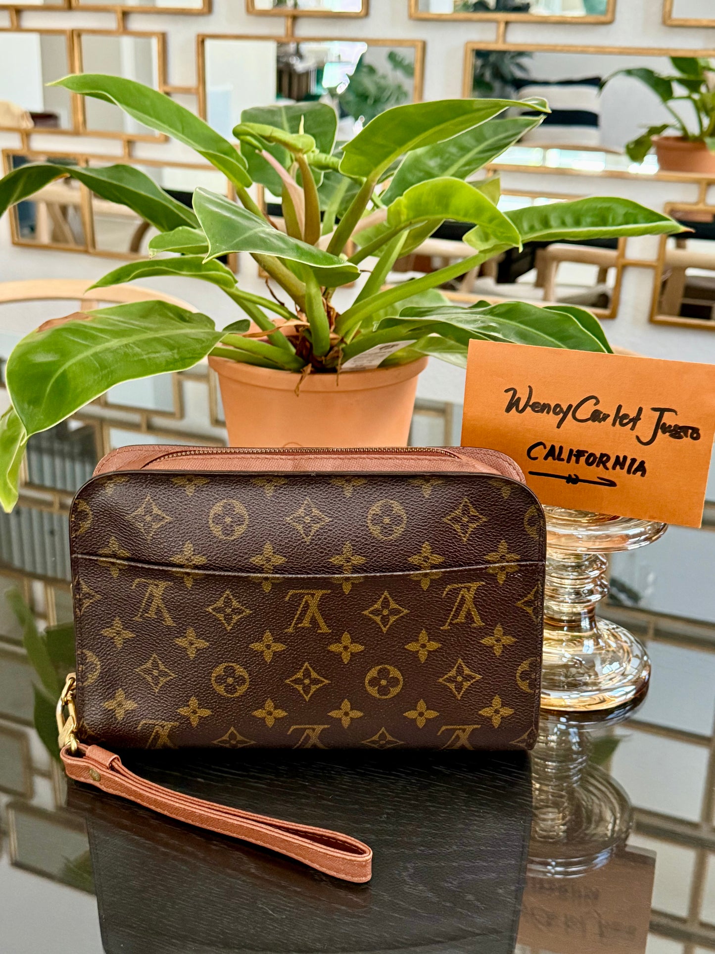 Orsay Clutch
๐๏ธ Year: 1993
