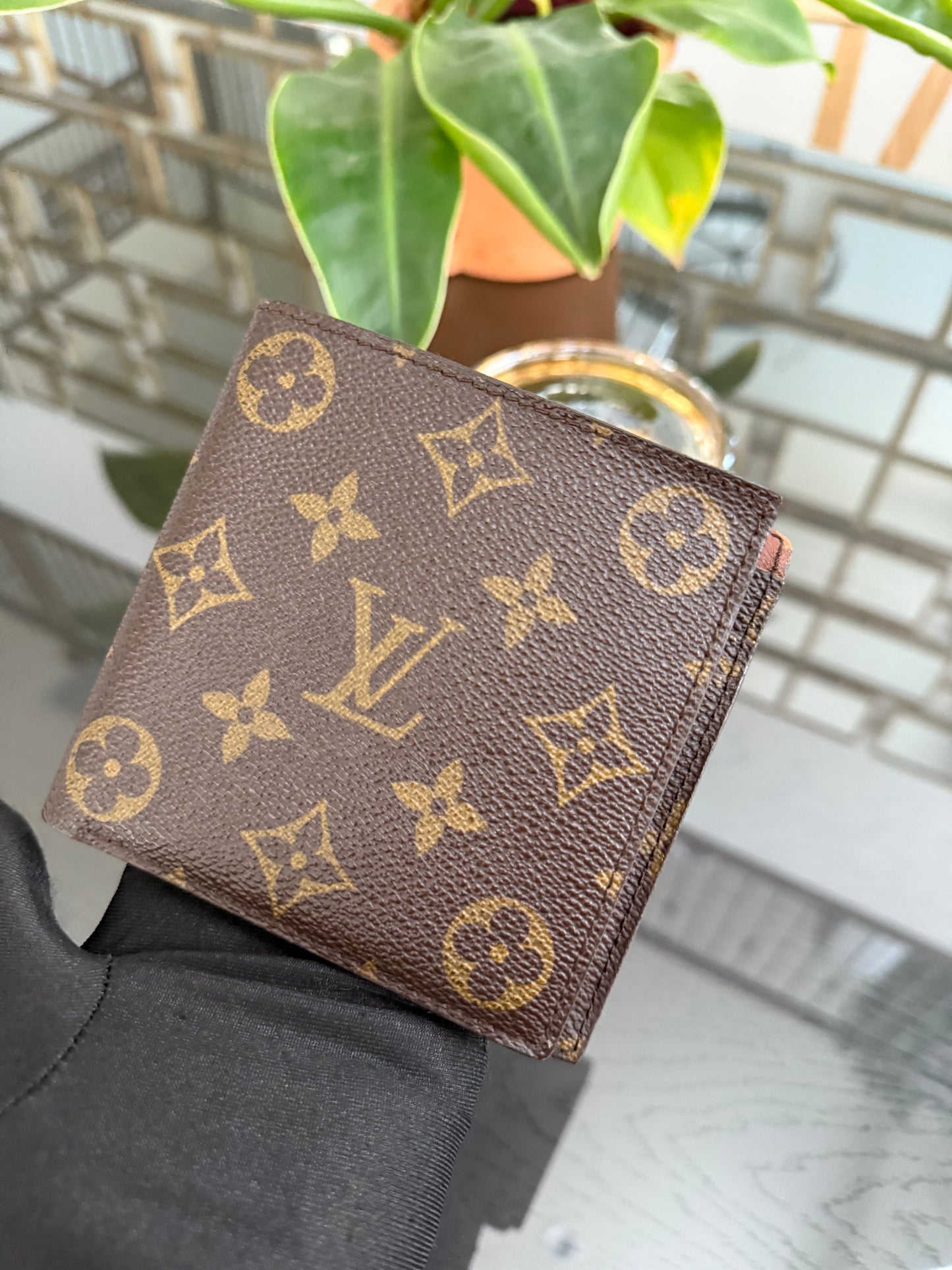 Vintage Monogram Mens Bifold Wallet ๐๏ธ Year: Pre Date