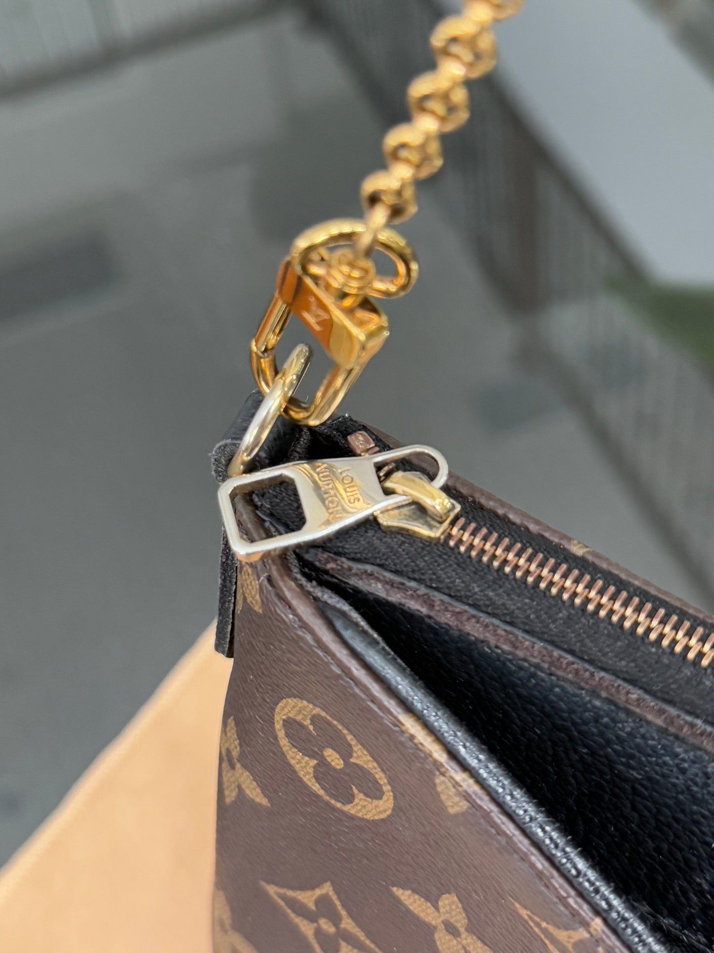 Pallas Clutch w/ Box , Receipt, Dustbag and Paper bag -Year: 2015