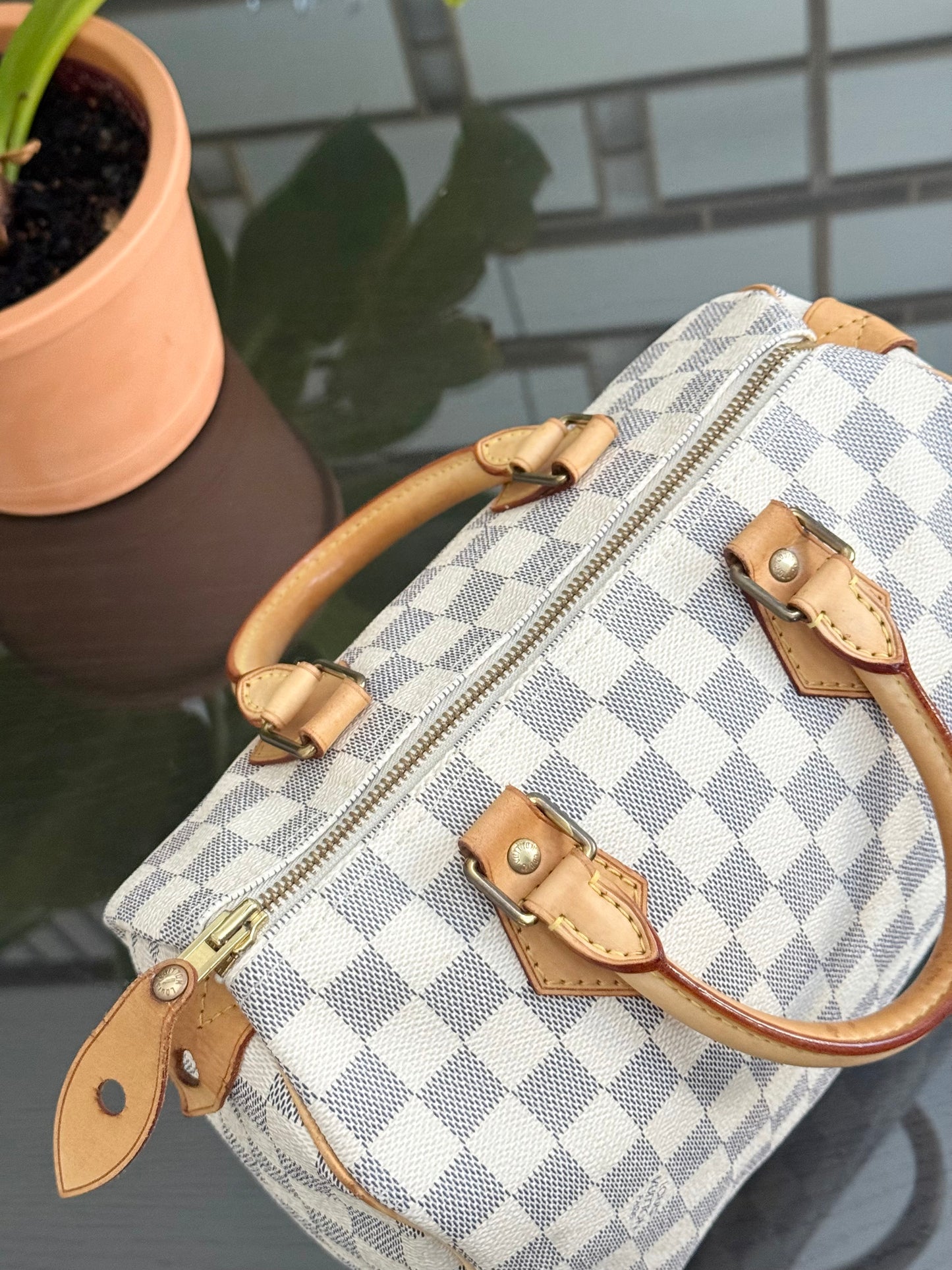 Speedy 25 Azur with, Dustbag, Insert organizer and twilly
๐๏ธ Year: 2008