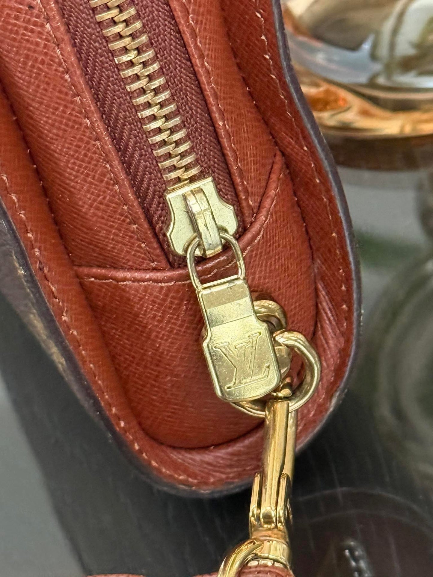 Orsay Clutch
๐๏ธ Year: 2000